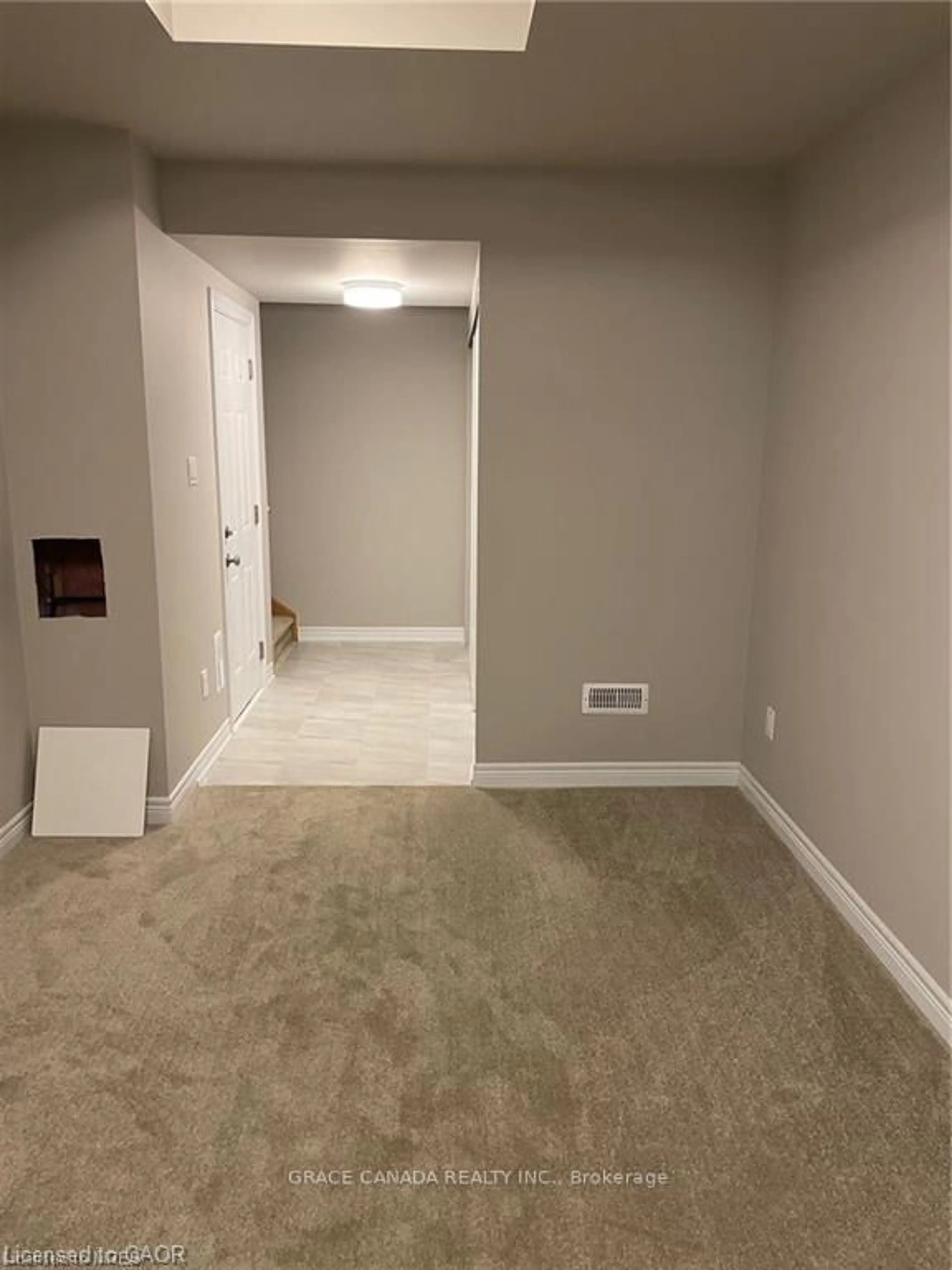 A pic of a room for 113 Hartley Ave #30, Brant Ontario N3L 0K8