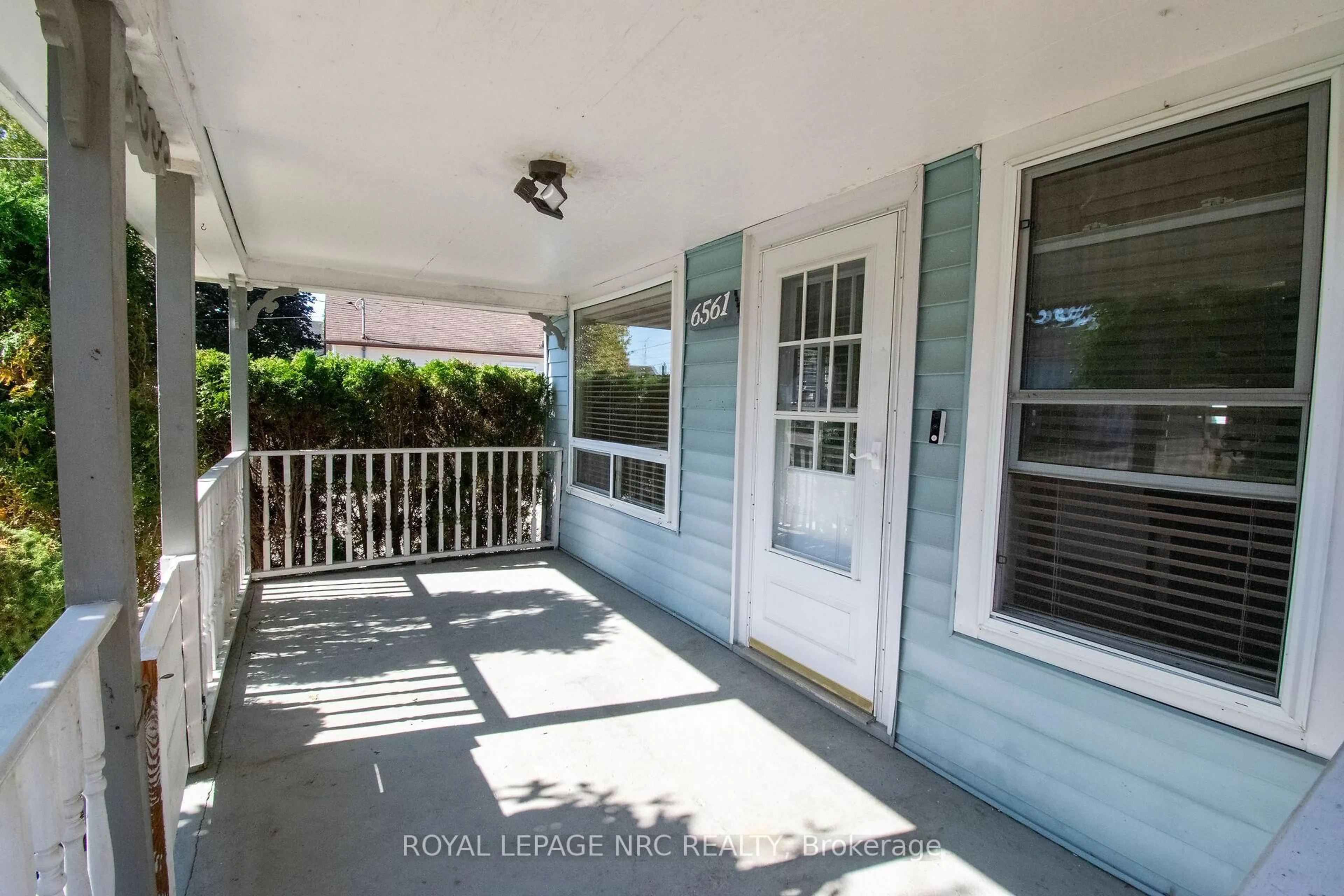 Unknown for 6561 Bellevue St, Niagara Falls Ontario L2E 1Y9