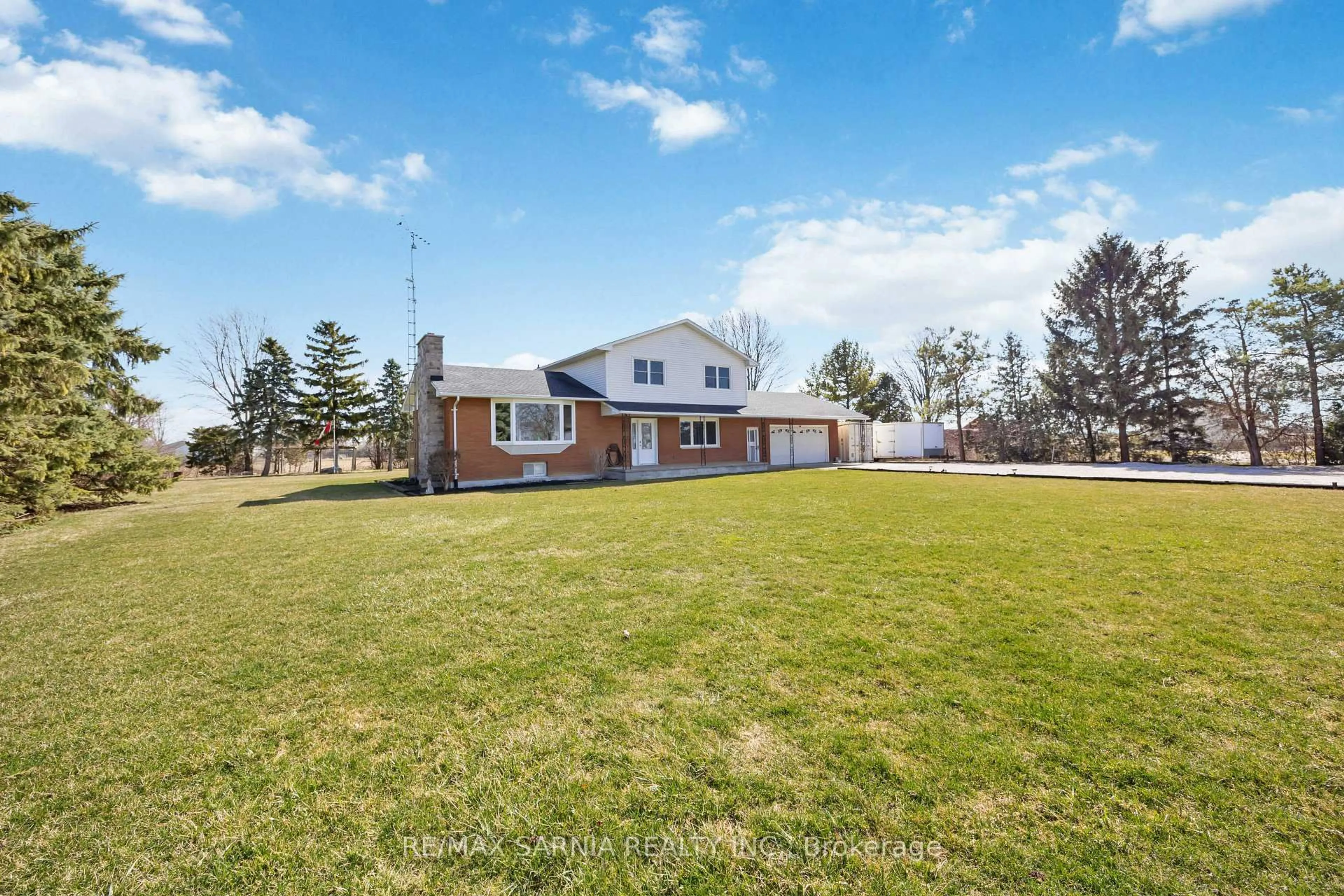 A pic from outside/outdoor area/front of a property/back of a property/a pic from drone, unknown for 4186 Fairweather Rd, Enniskillen Ontario N0N 1R0