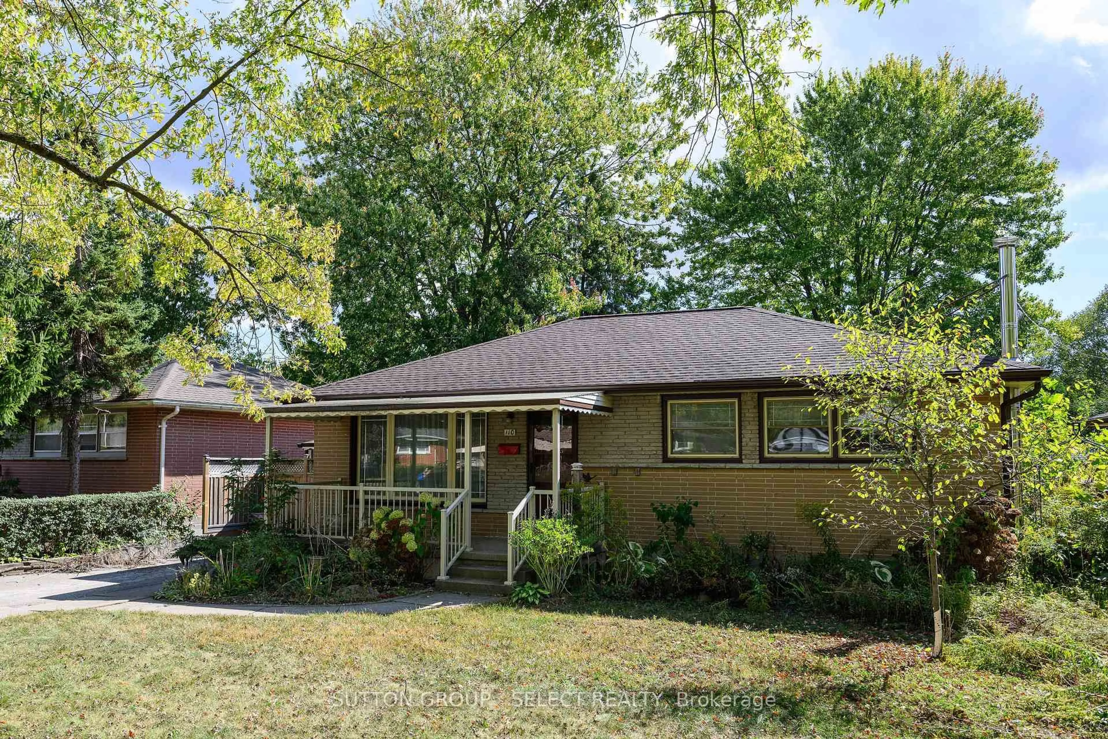 Home with brick exterior material, street for 110 Laurentian Dr, London East Ontario N5W 1P2
