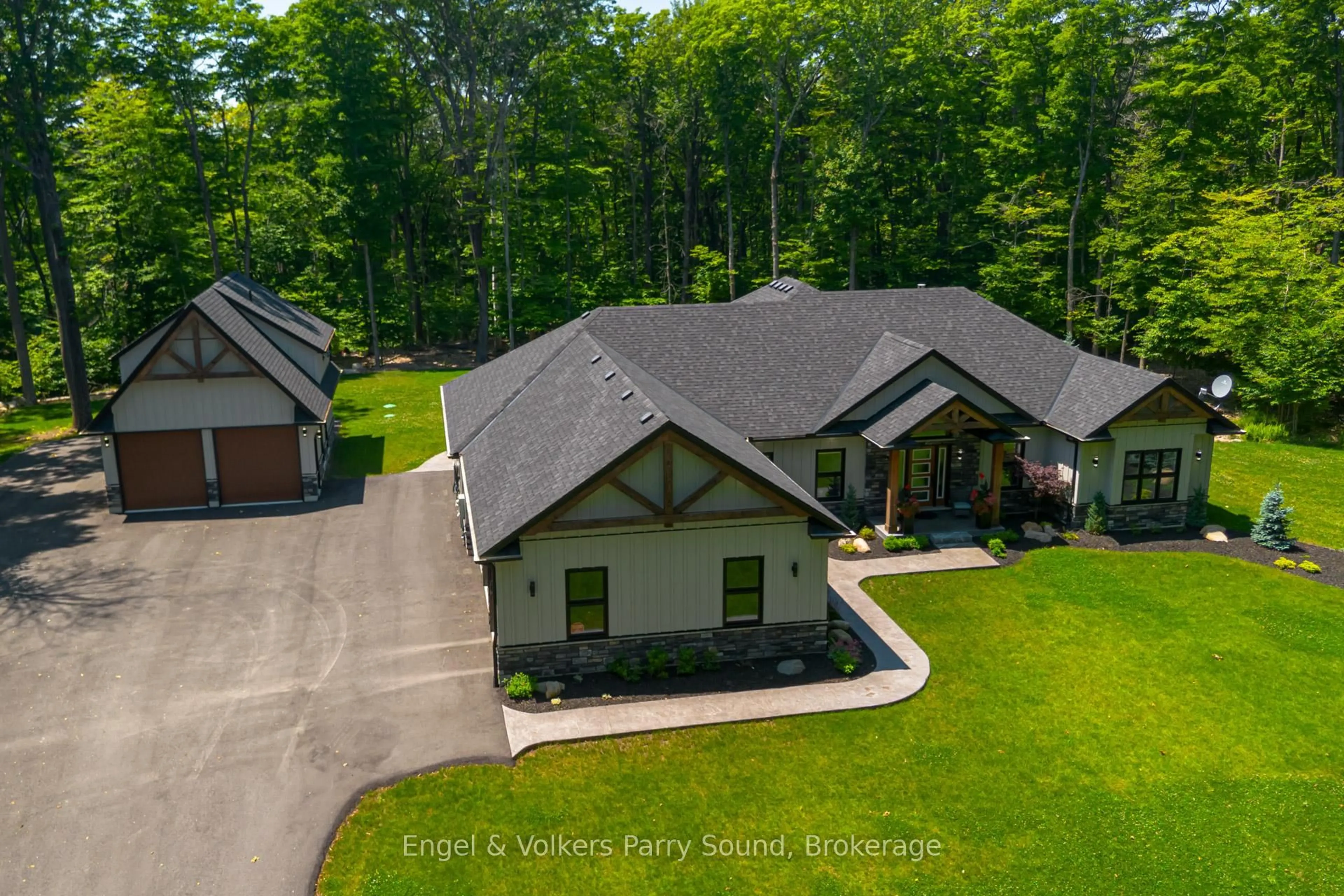 A pic from outside/outdoor area/front of a property/back of a property/a pic from drone, unknown for 15 Carling Cove Dr, Carling Ontario P0G 1G0