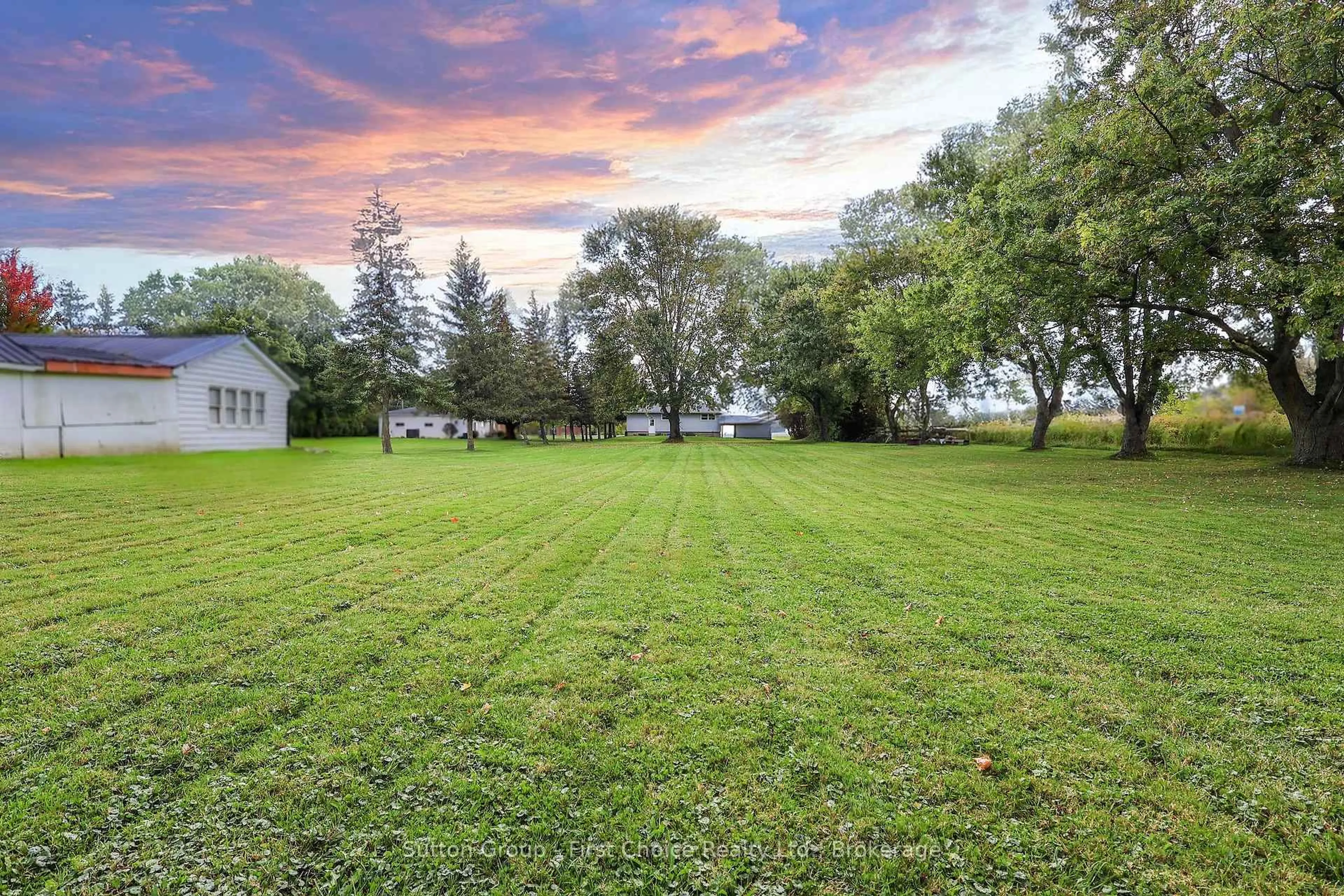 A pic from outside/outdoor area/front of a property/back of a property/a pic from drone, unknown for 4290 Line 34 Line, Perth East Ontario N5A 6S6