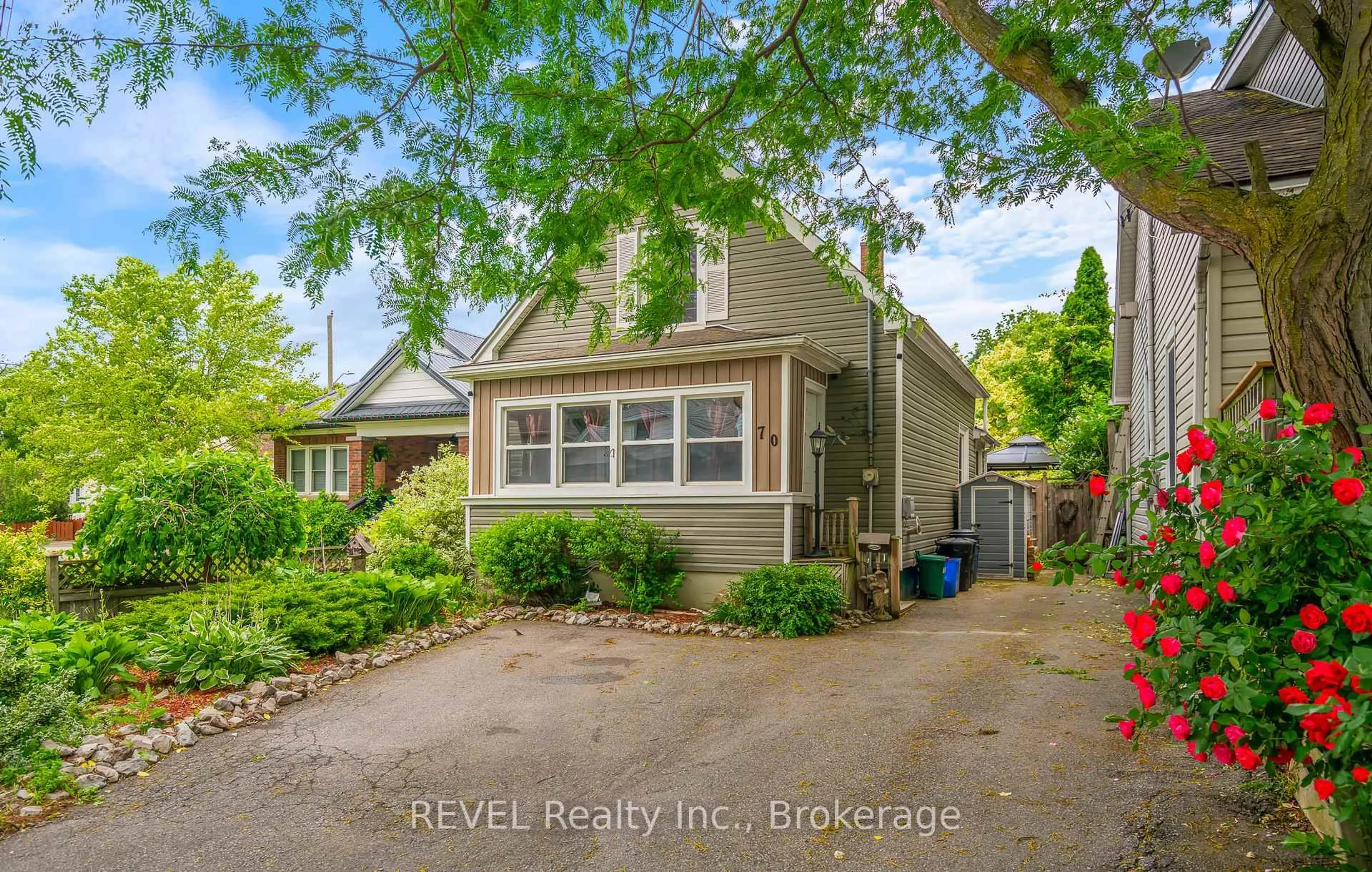 Unknown for 70 York St, St. Catharines Ontario L2R 6C7