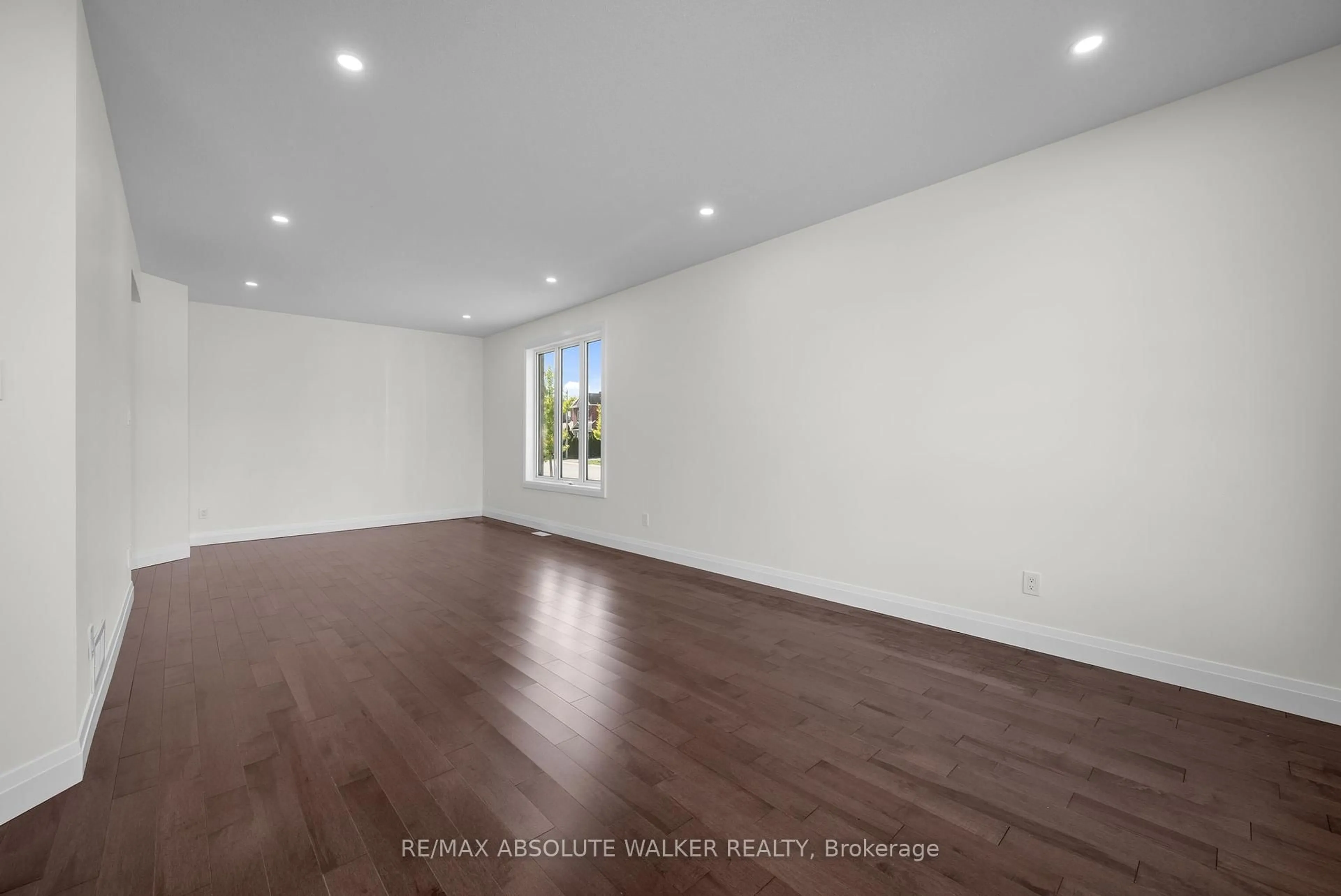 A pic of a room for 424 Nittany Cres, Ottawa Ontario K2J 5P1