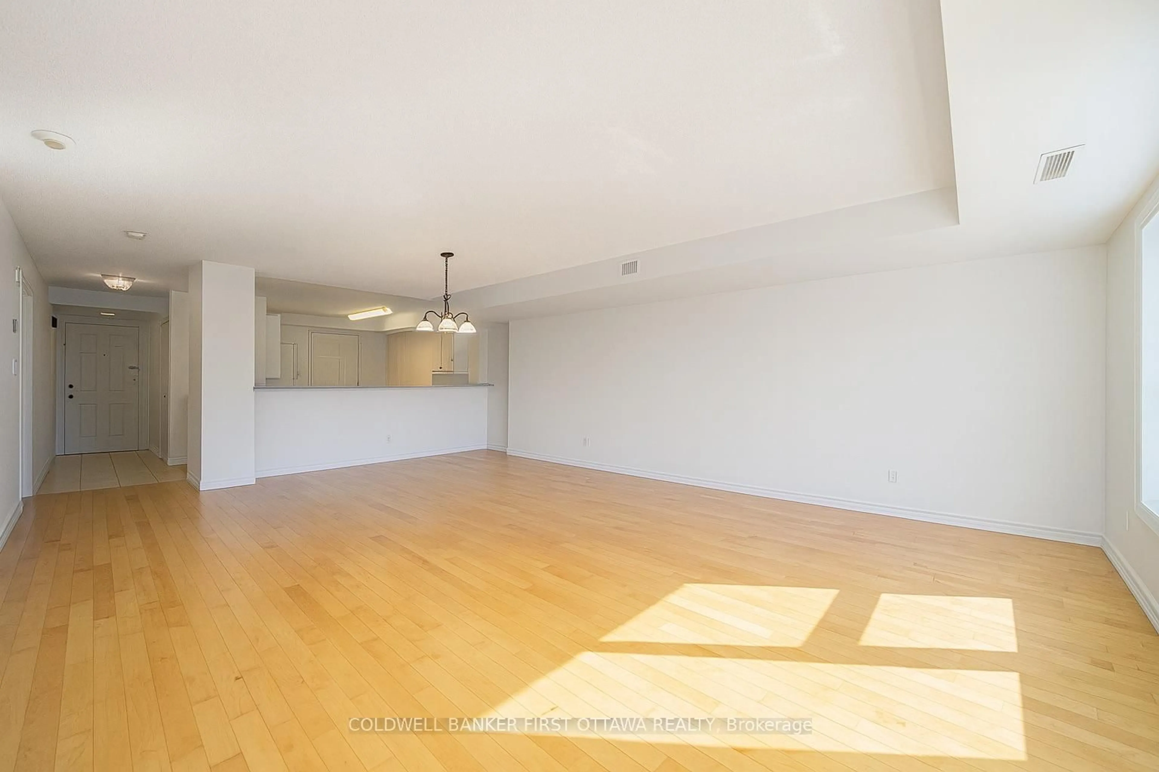 A pic of a room for 120 Grant Carman Dr #403, Ottawa Ontario K2E 1C8