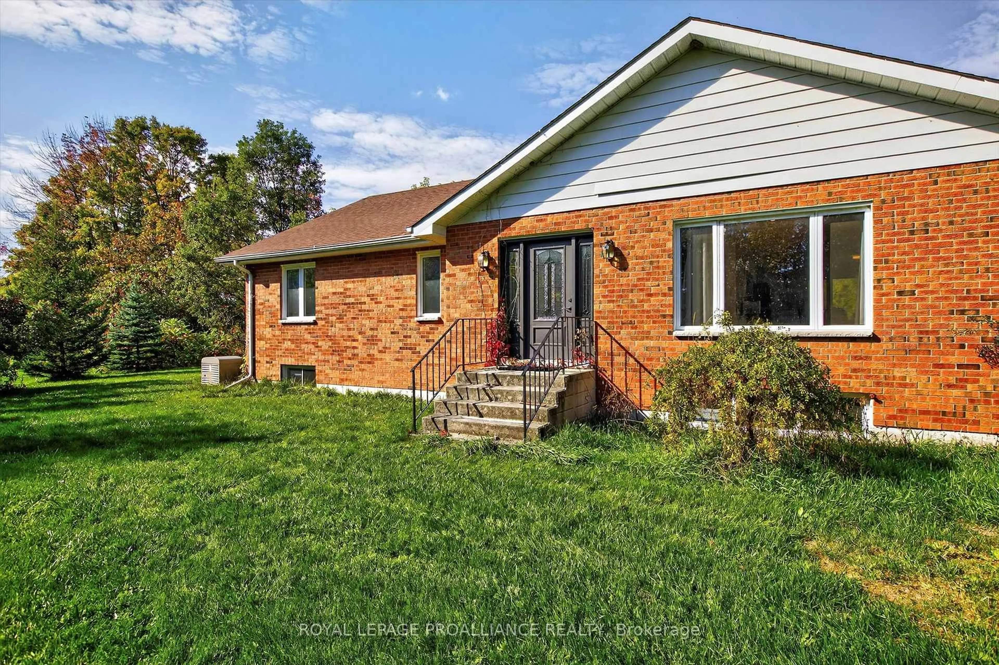 Home with brick exterior material, street for 1592 12th Line Smith, Selwyn Ontario K0L 2H0