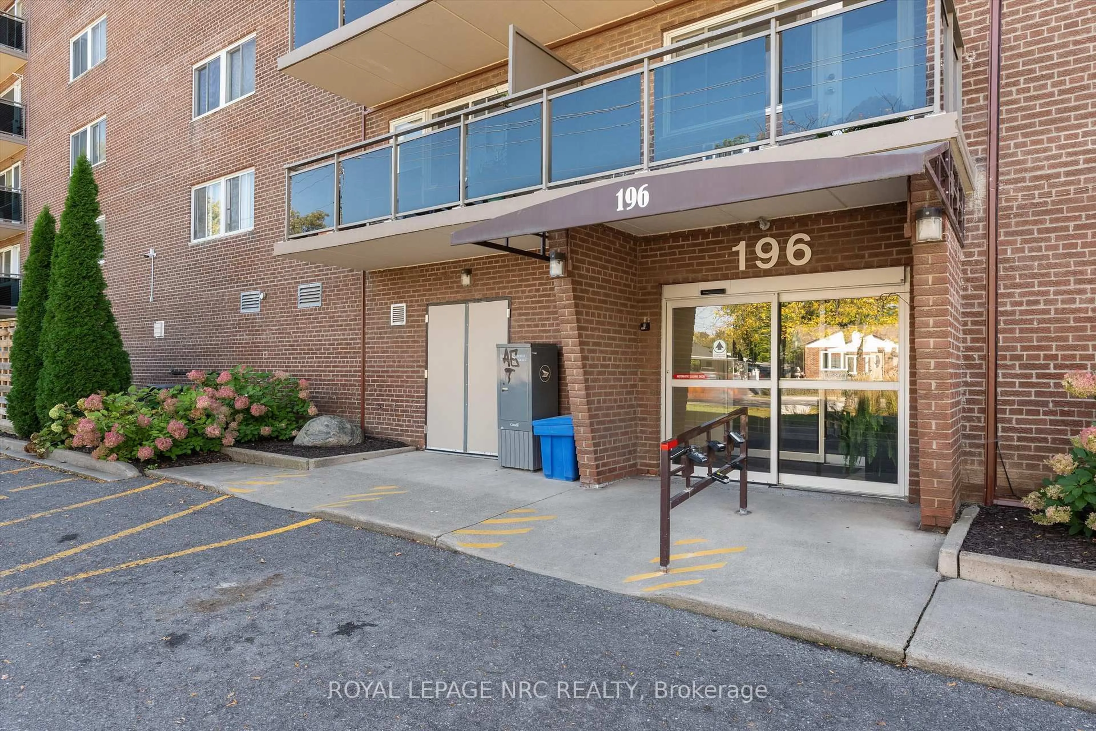 Unknown for 196 Scott St #513, St. Catharines Ontario L2N 5T2