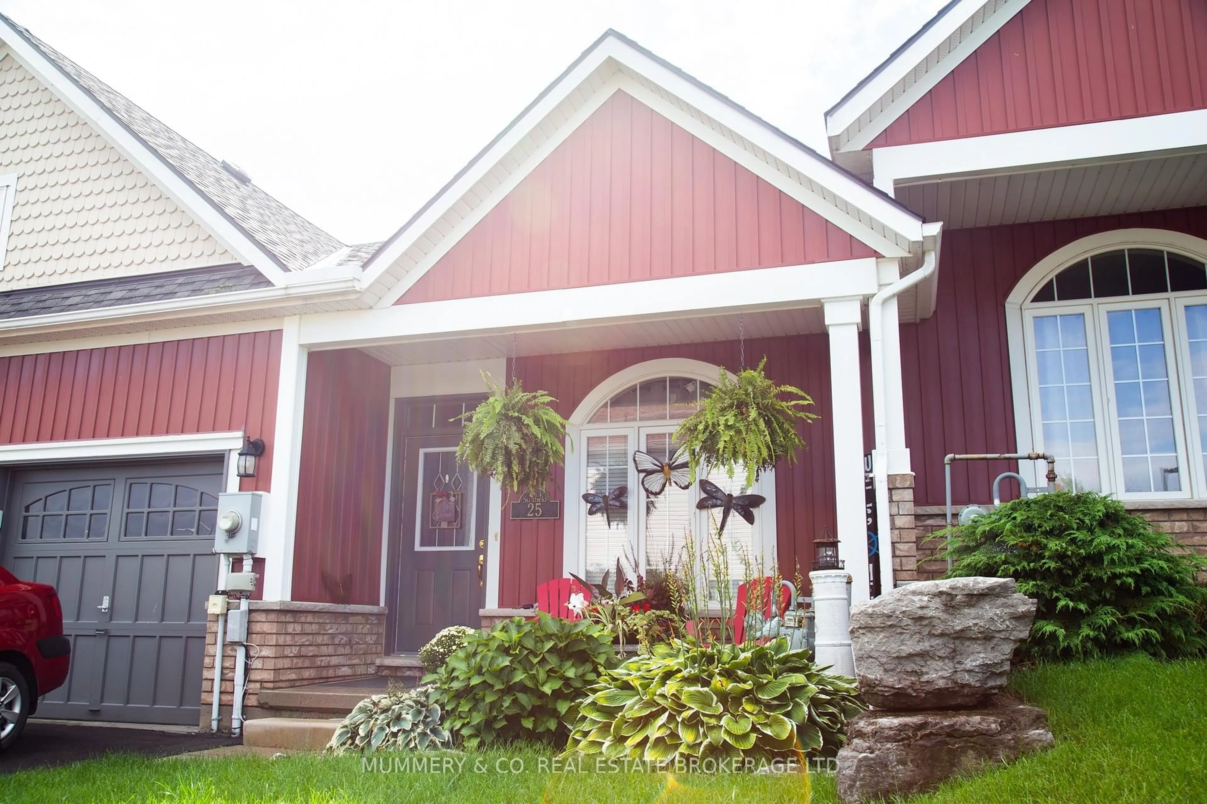 Home with vinyl exterior material, street for 410 Queen St #25, Norfolk Ontario N3Y 0B3
