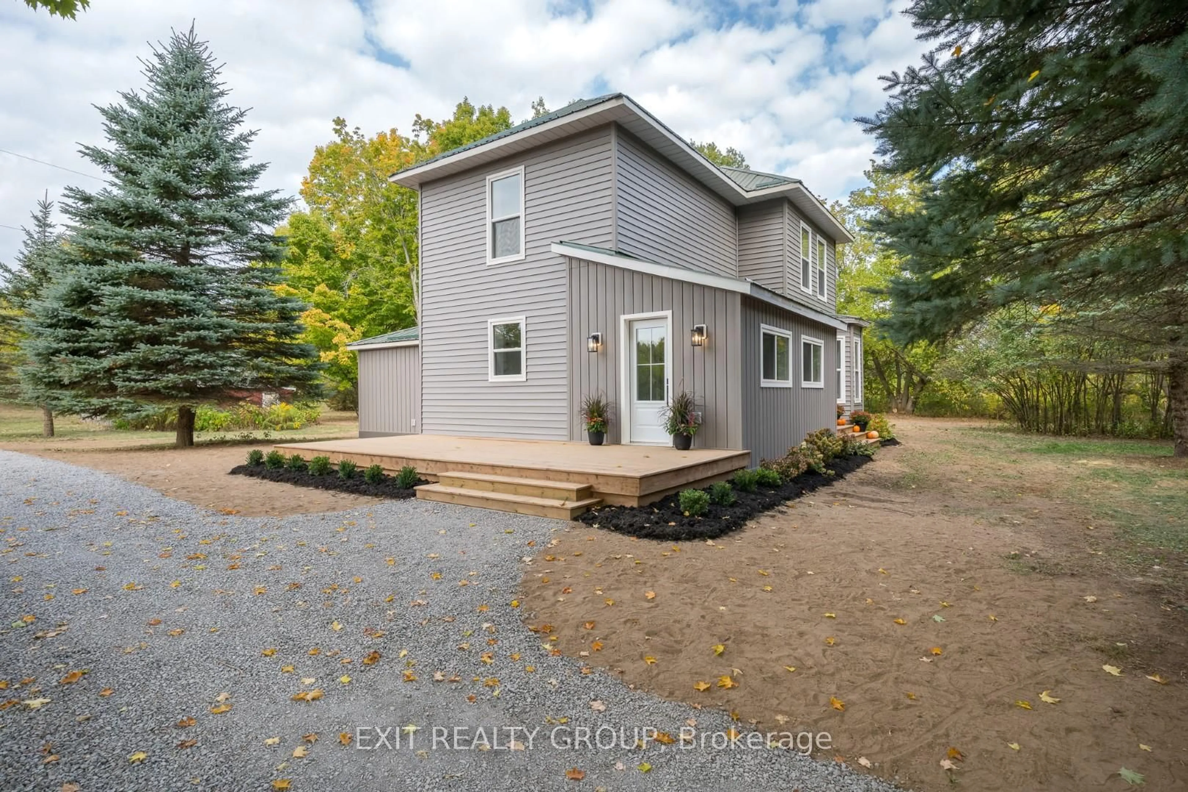 Home with vinyl exterior material, street for 107 French Settlement Rd, Tweed Ontario K0K 3J0