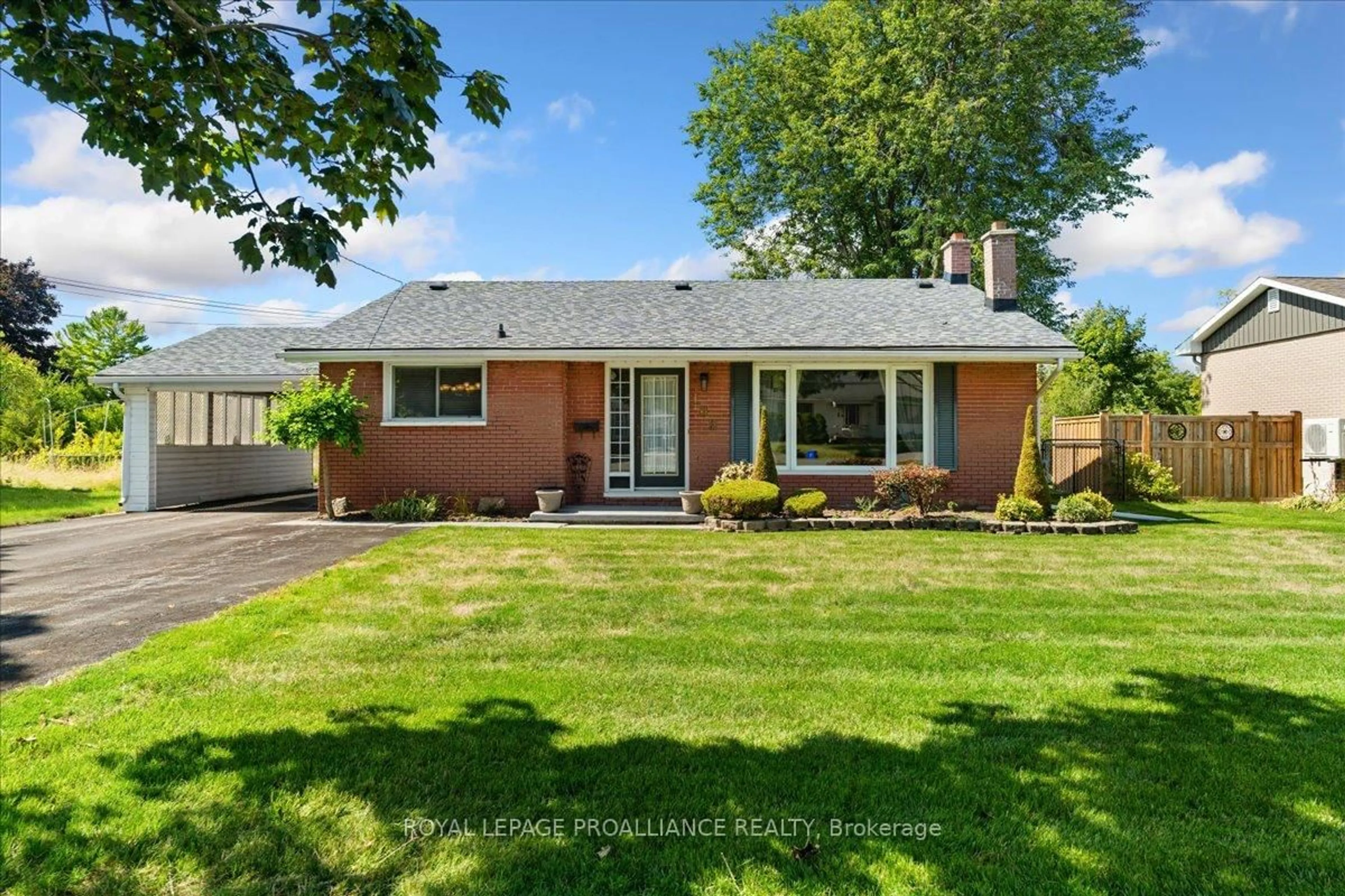 Home with brick exterior material, street for 106 Lemoine St, Belleville Ontario K8P 4H1