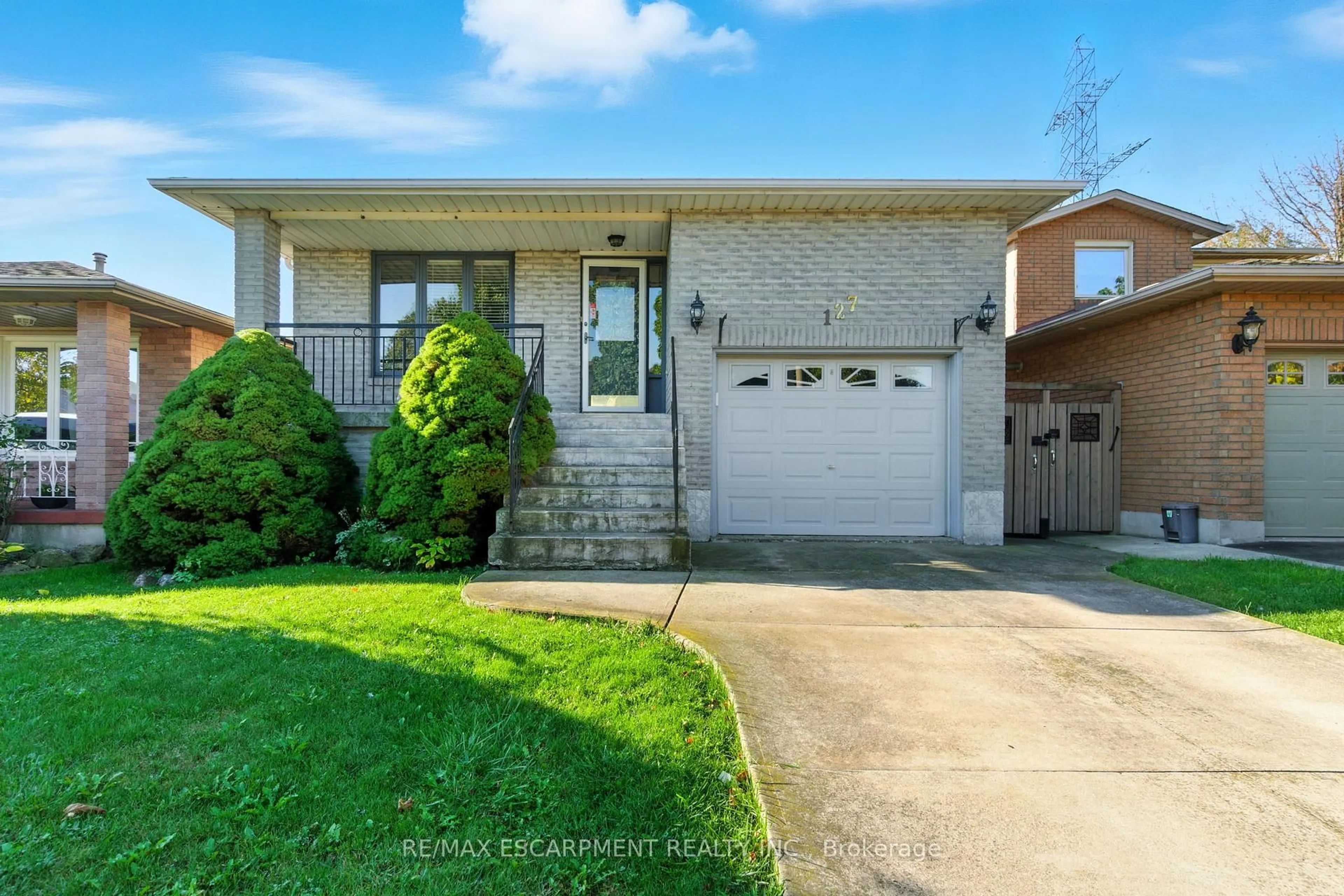 Unknown for 127 Beaverbrook Ave, Hamilton Ontario L8W 3T1