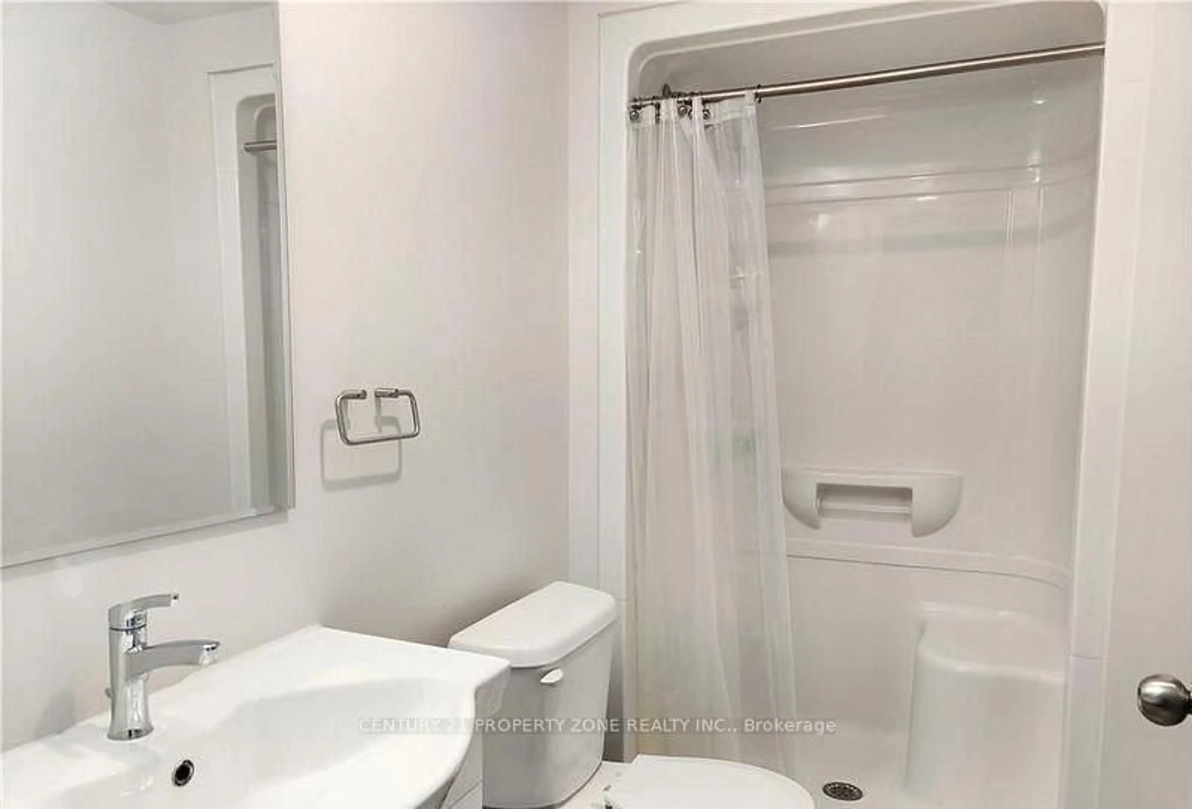 Standard bathroom, unknown for 258B B Sunview St #257, Waterloo Ontario N2L 0H7