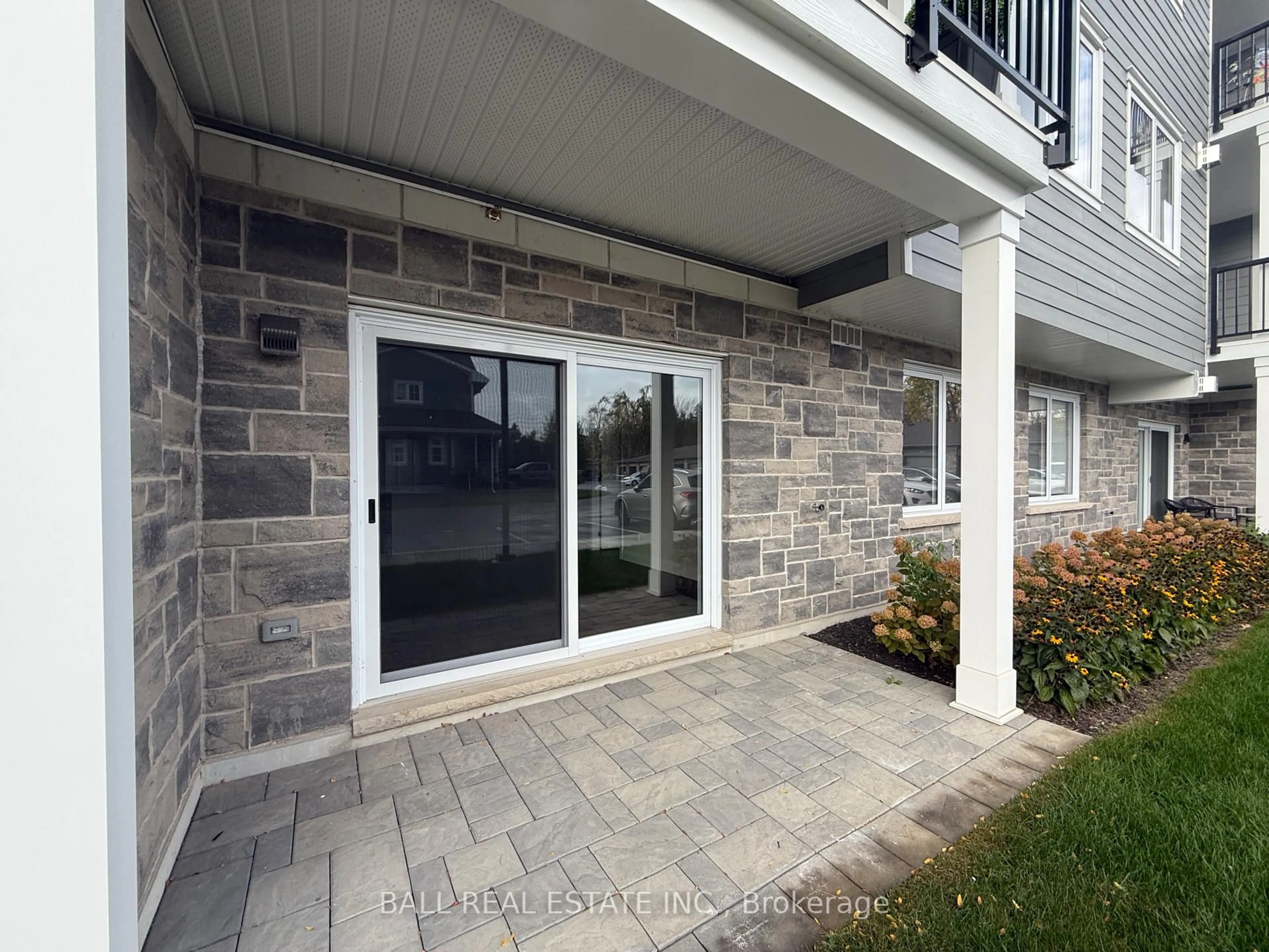 Unknown for 19 Hampton Lane #102, Selwyn Ontario K0L 2H0