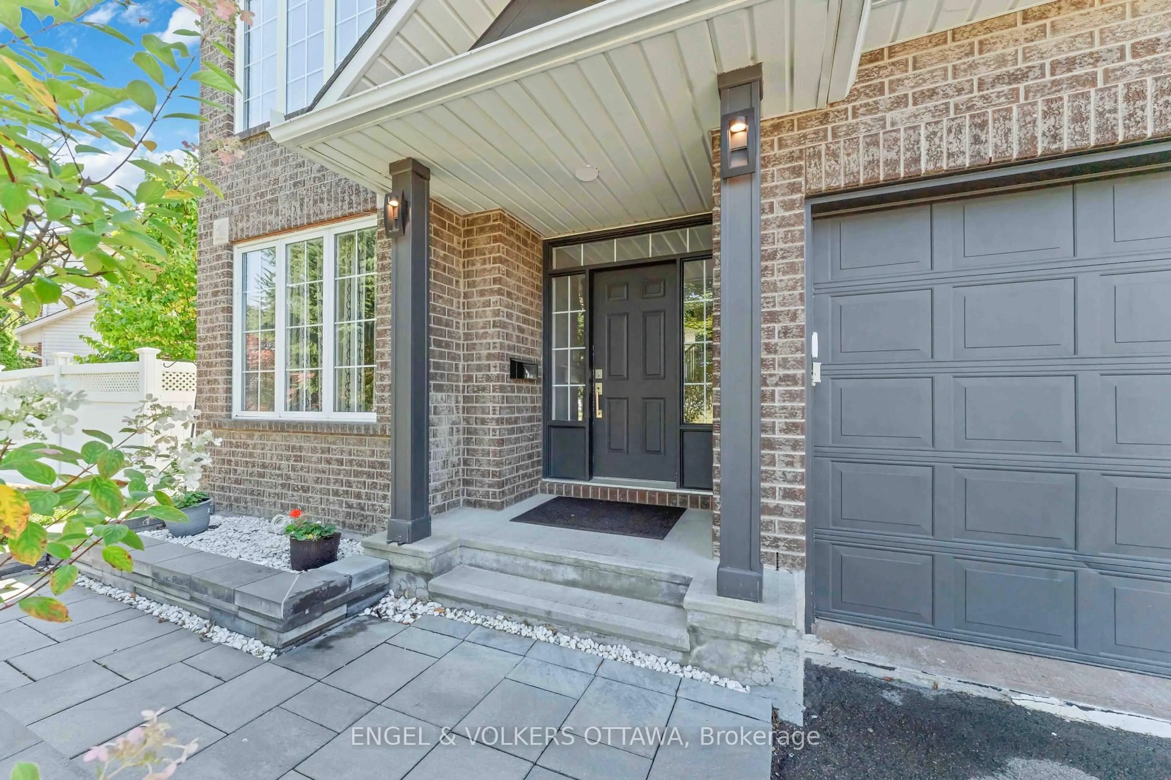 Home with brick exterior material, street for 774 Scala Ave, Ottawa Ontario K4A 4N9