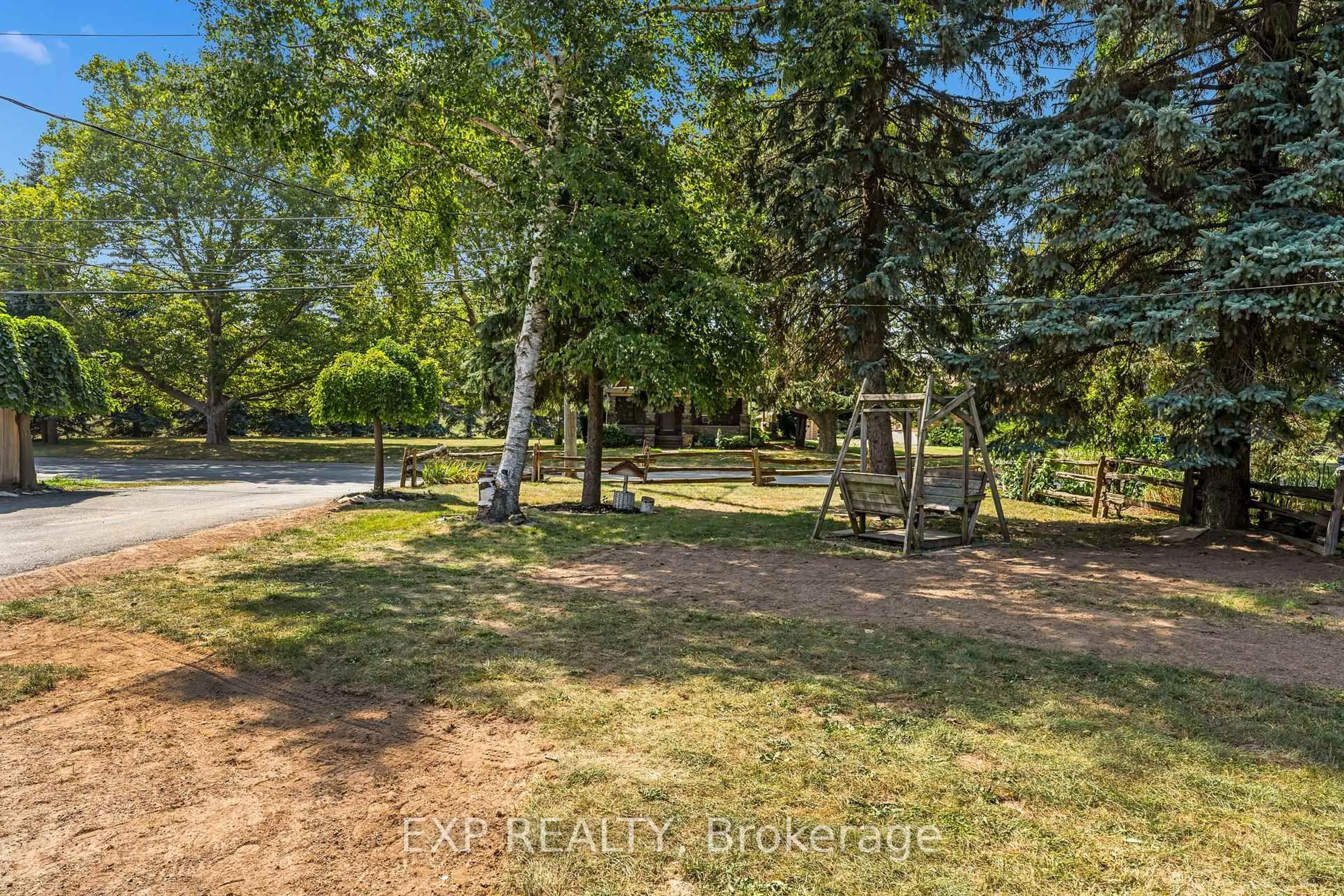 A pic from outside/outdoor area/front of a property/back of a property/a pic from drone, forest/trees view for 1986 Stanley Av Ave, Niagara Falls Ontario L2E 6S4