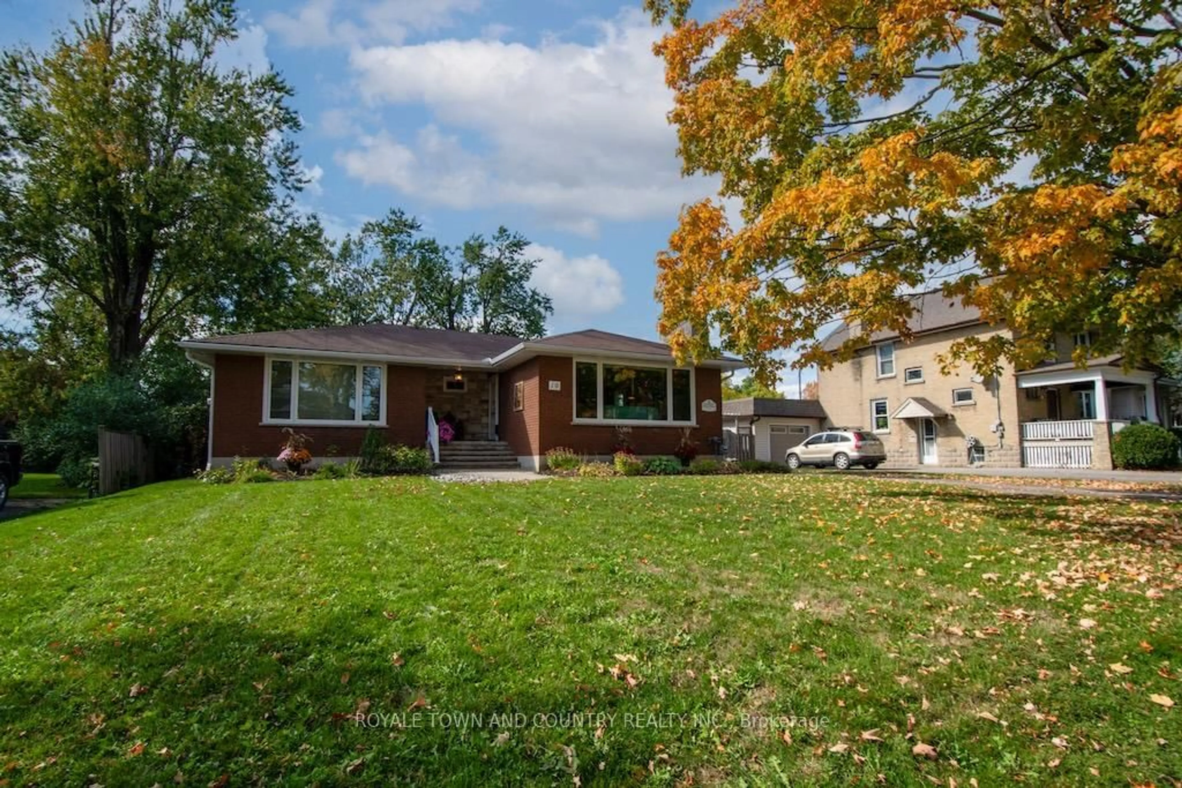 Home with brick exterior material, street for 19 Adelaide St, Kawartha Lakes Ontario K9V 3J4