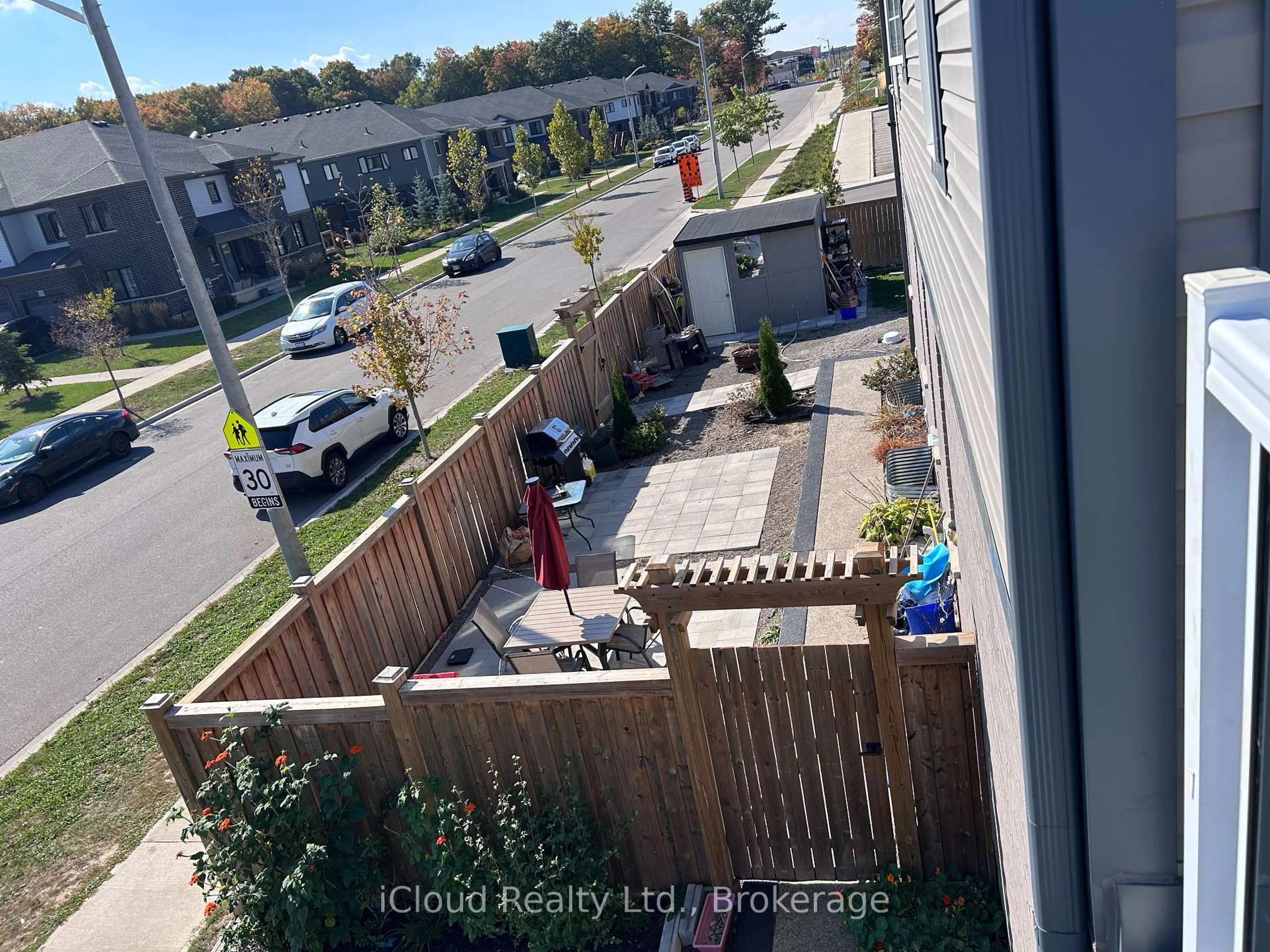 A pic from outside/outdoor area/front of a property/back of a property/a pic from drone, city buildings view from balcony for 901 Tartan Crt, Kitchener Ontario N2R 0N2
