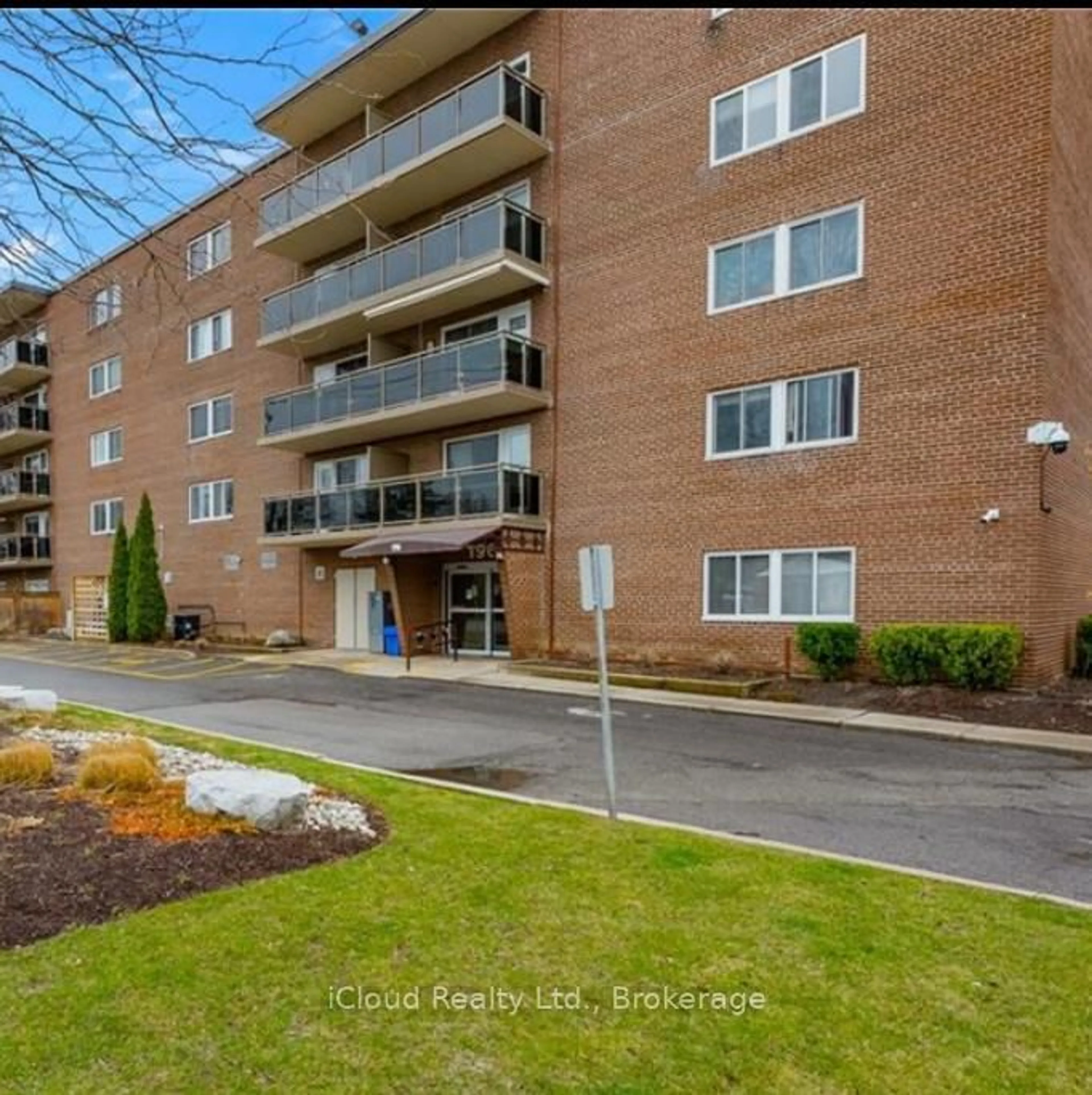 Unknown for 196 Scott St #202, St. Catharines Ontario L2N 5T2