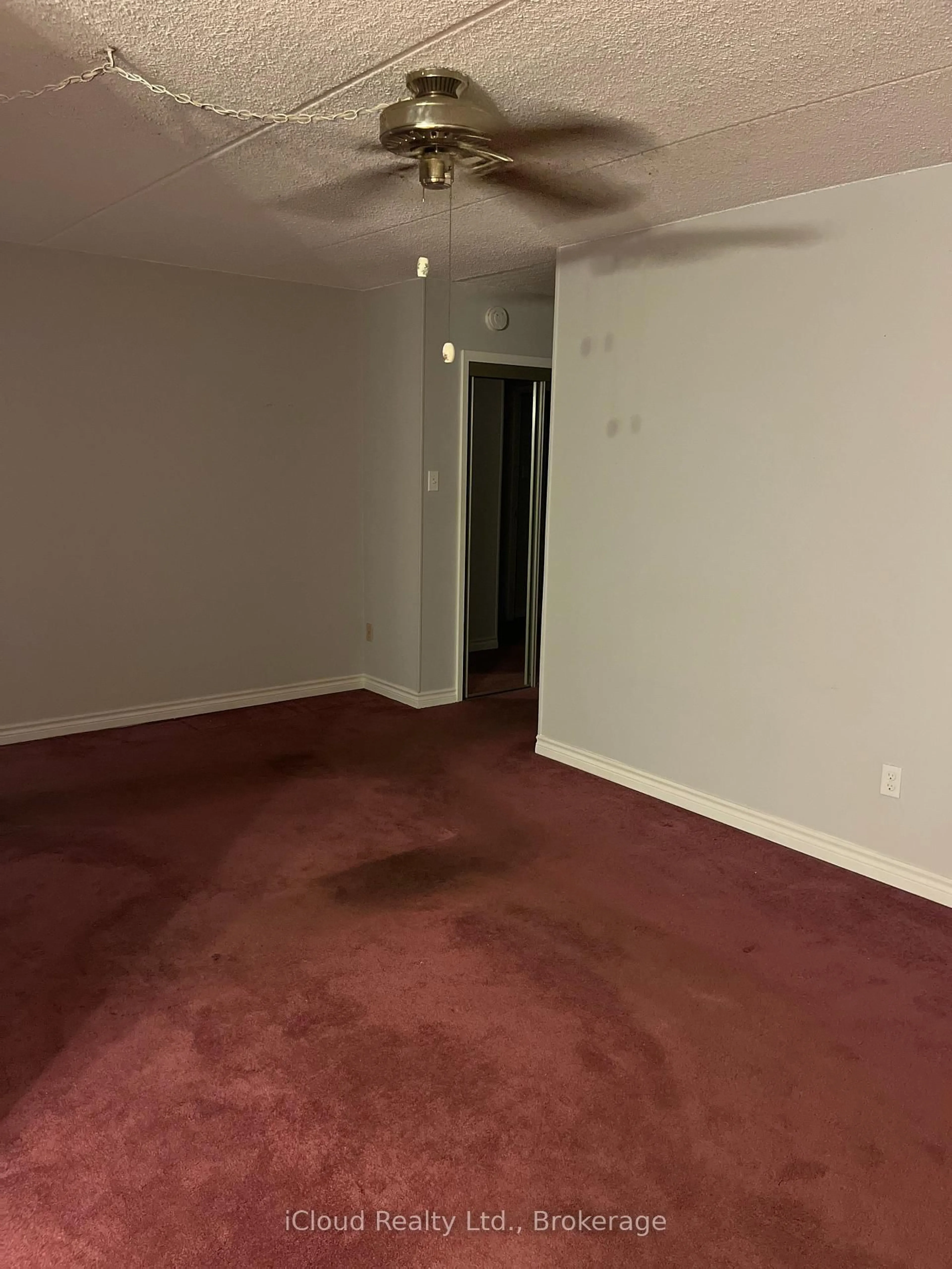 A pic of a room for 196 Scott St #202, St. Catharines Ontario L2N 5T2