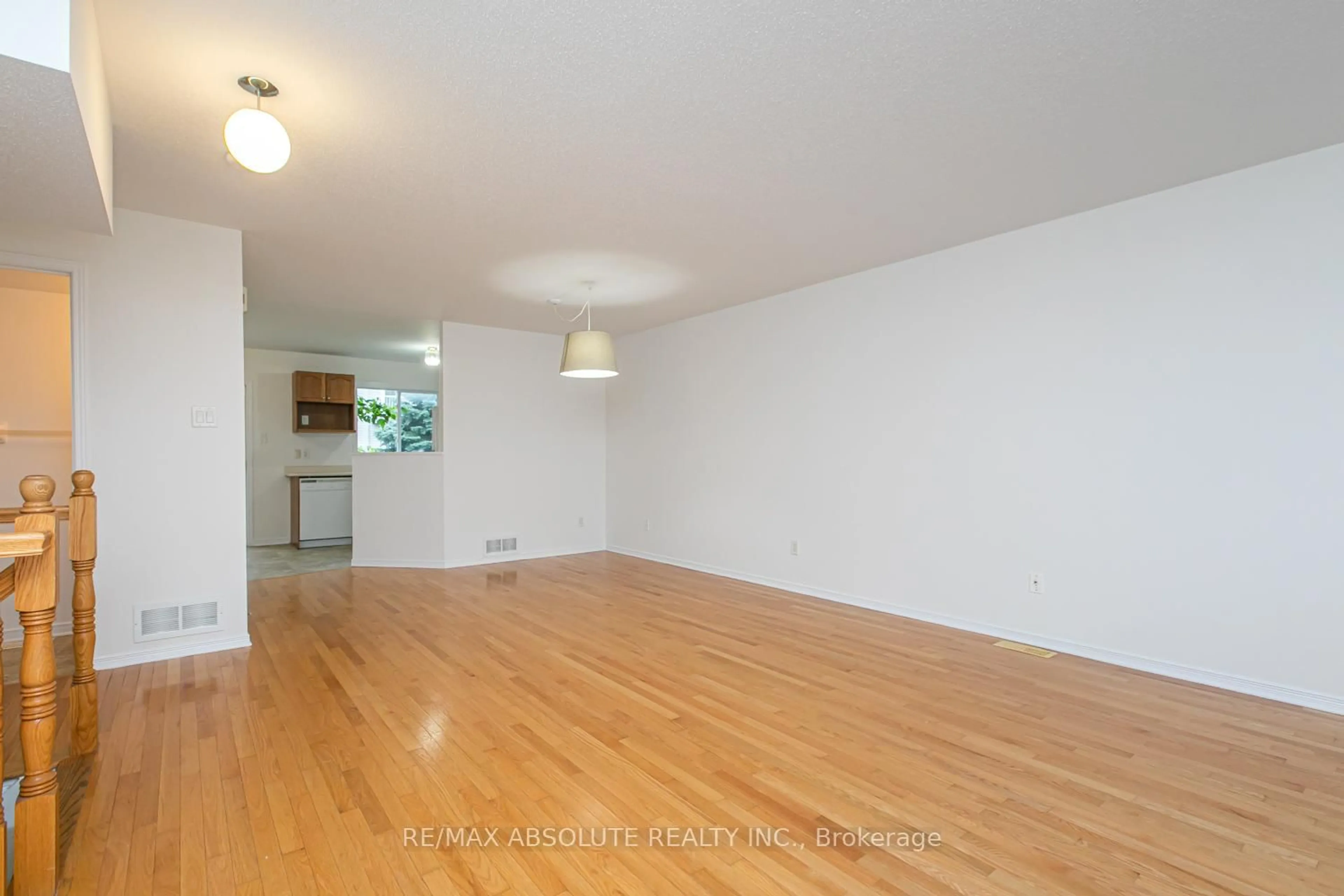 A pic of a room for 254 Gershwin Private, Ottawa Ontario K2H 1G5