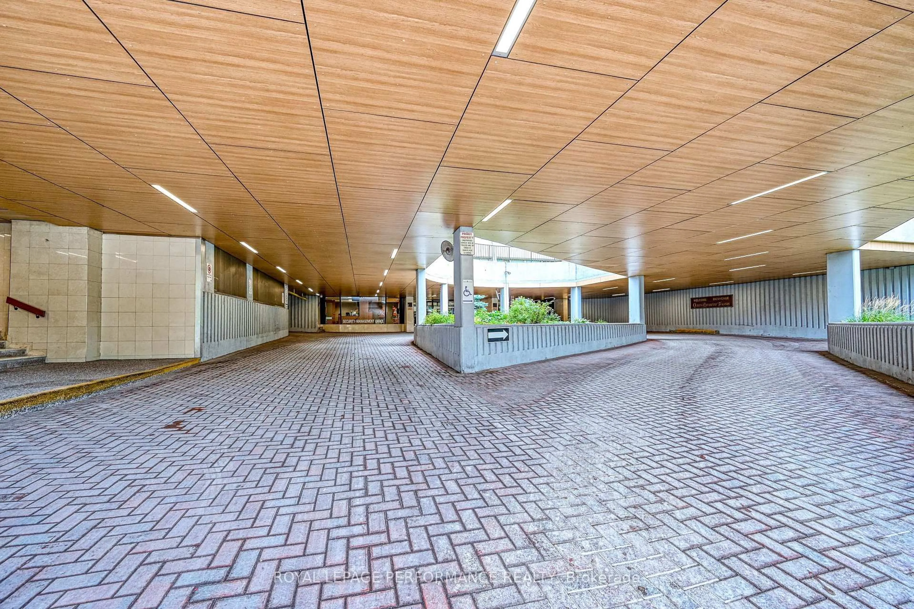 Unknown for 500 Laurier Ave #2103, Ottawa Ontario K1R 5E1
