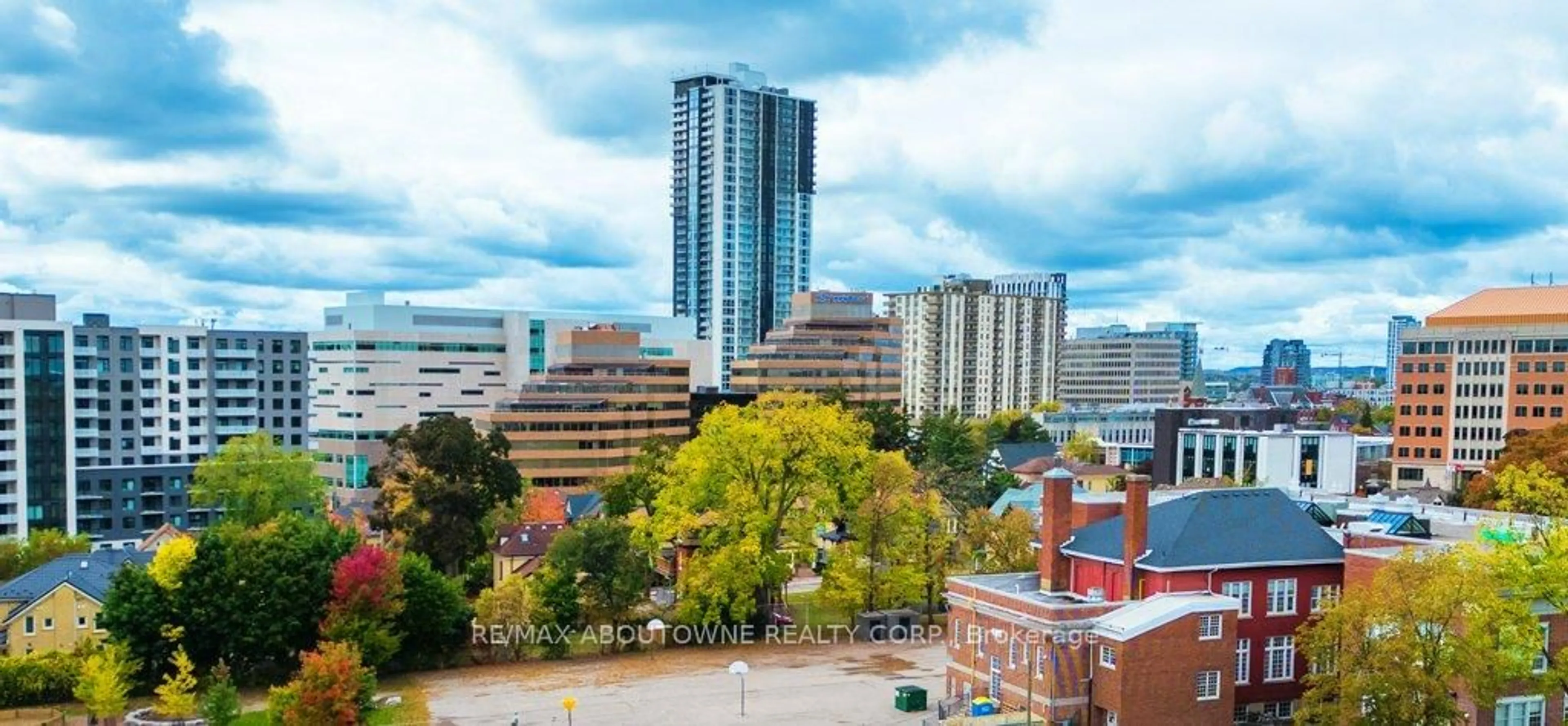 A pic from outside/outdoor area/front of a property/back of a property/a pic from drone, city buildings view from balcony for 60 Frederick St #903, Kitchener Ontario N2H 0C7