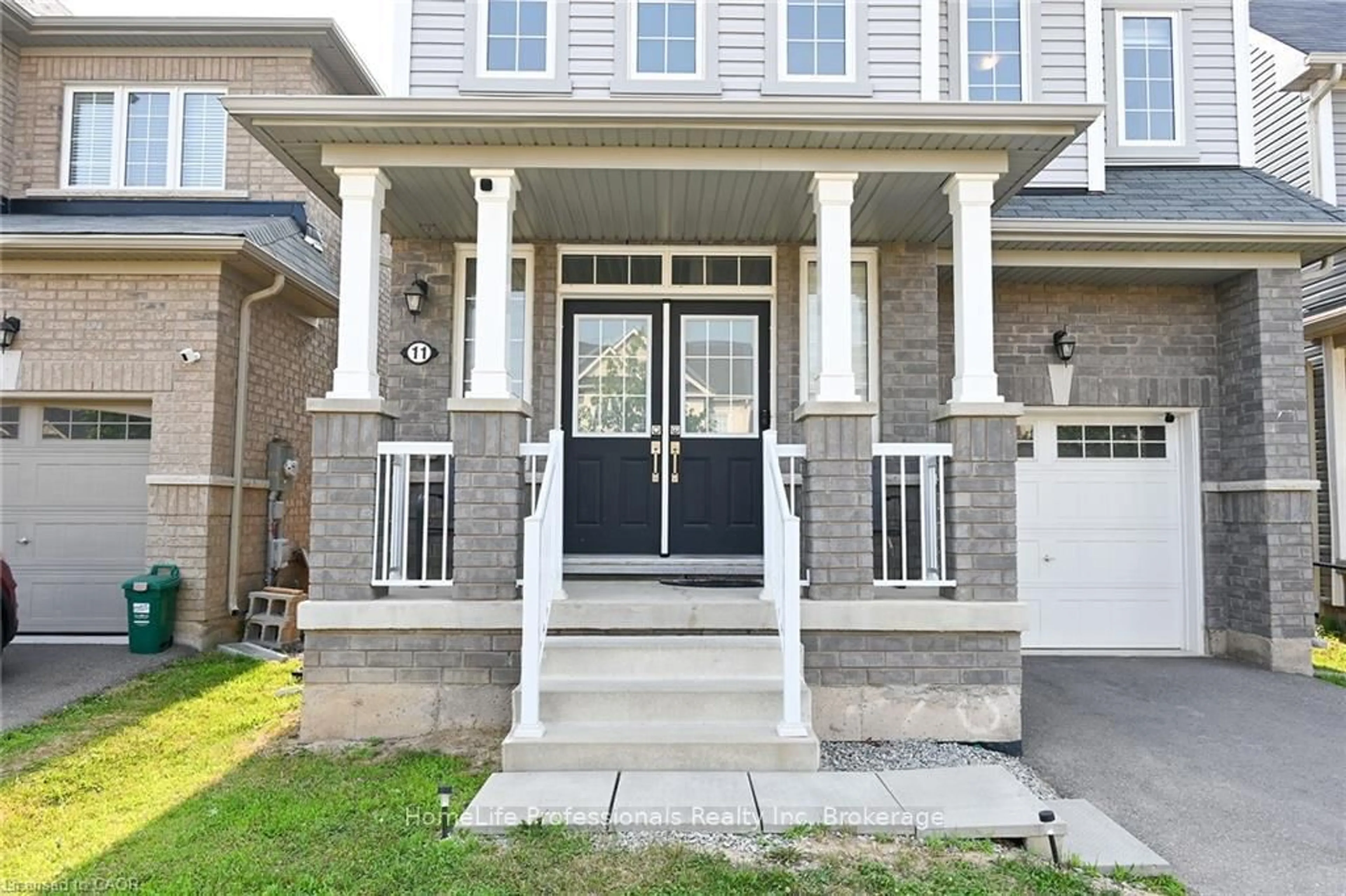 Unknown for 11 Honey Comb Tr, Thorold Ontario L3B 0G8