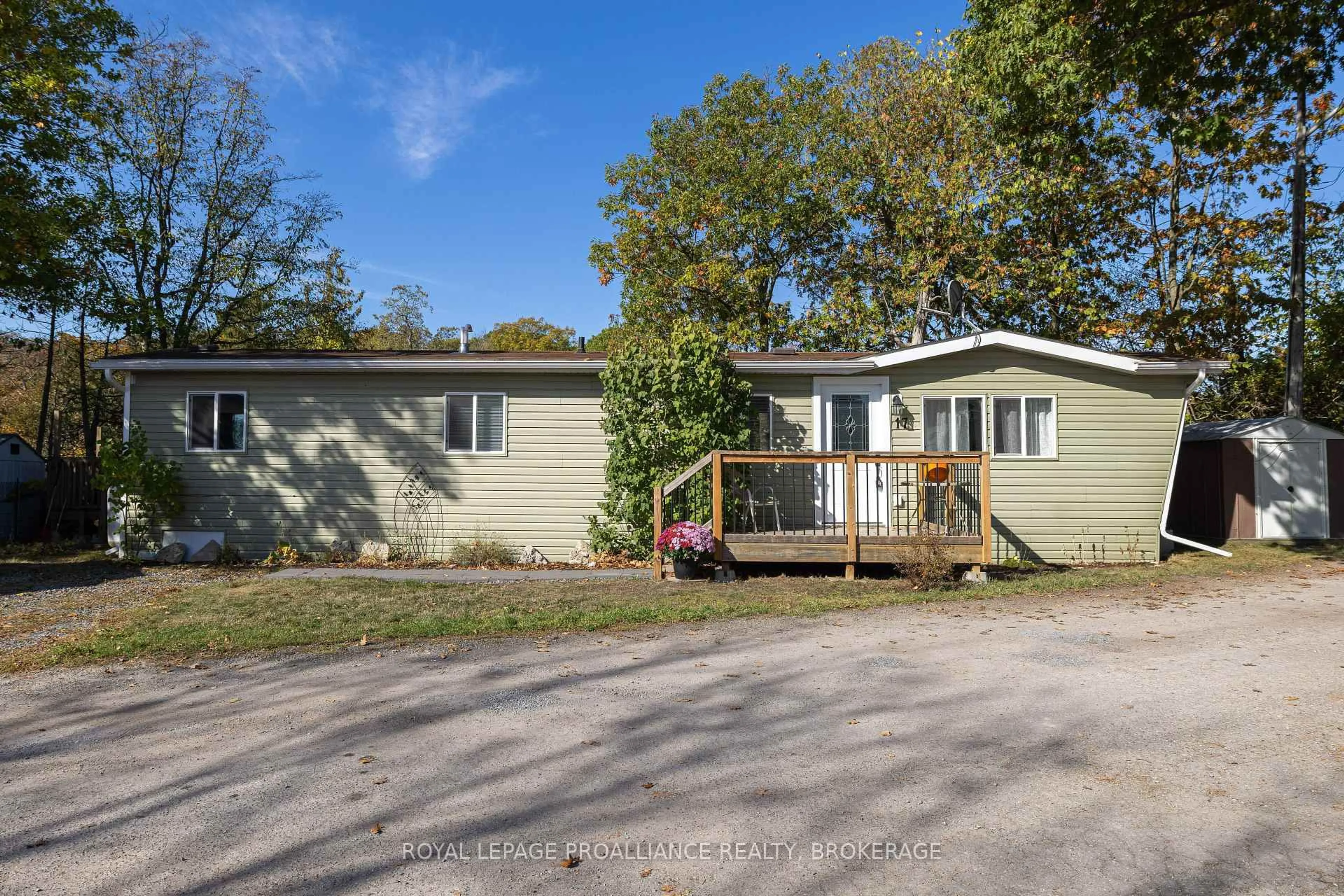 A pic from outside/outdoor area/front of a property/back of a property/a pic from drone, street for 5569 Bath Rd #17, Bath Ontario K0H 1G0
