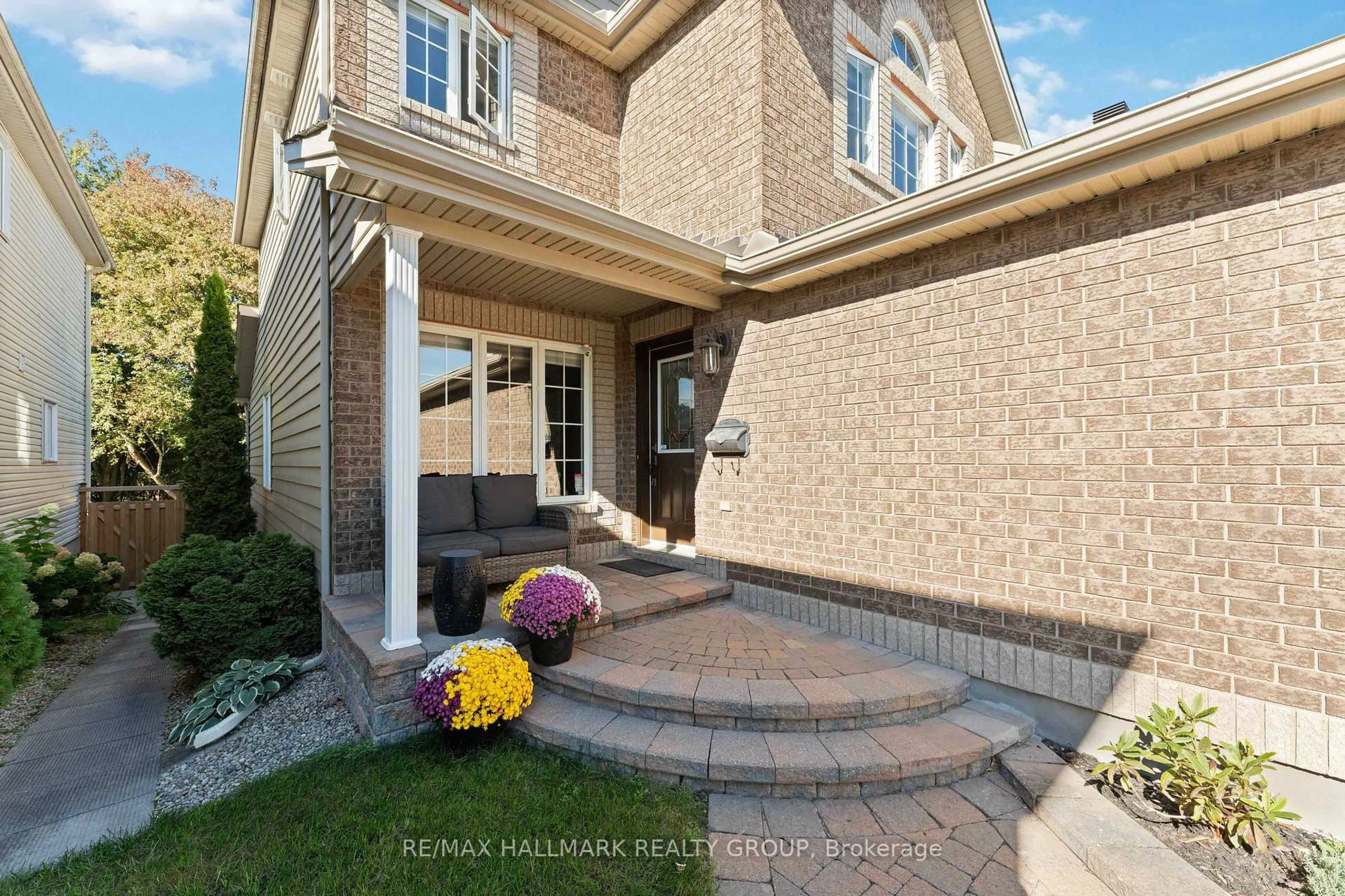Home with brick exterior material, street for 91 Borealis Cres, Ottawa Ontario K1K 4T6