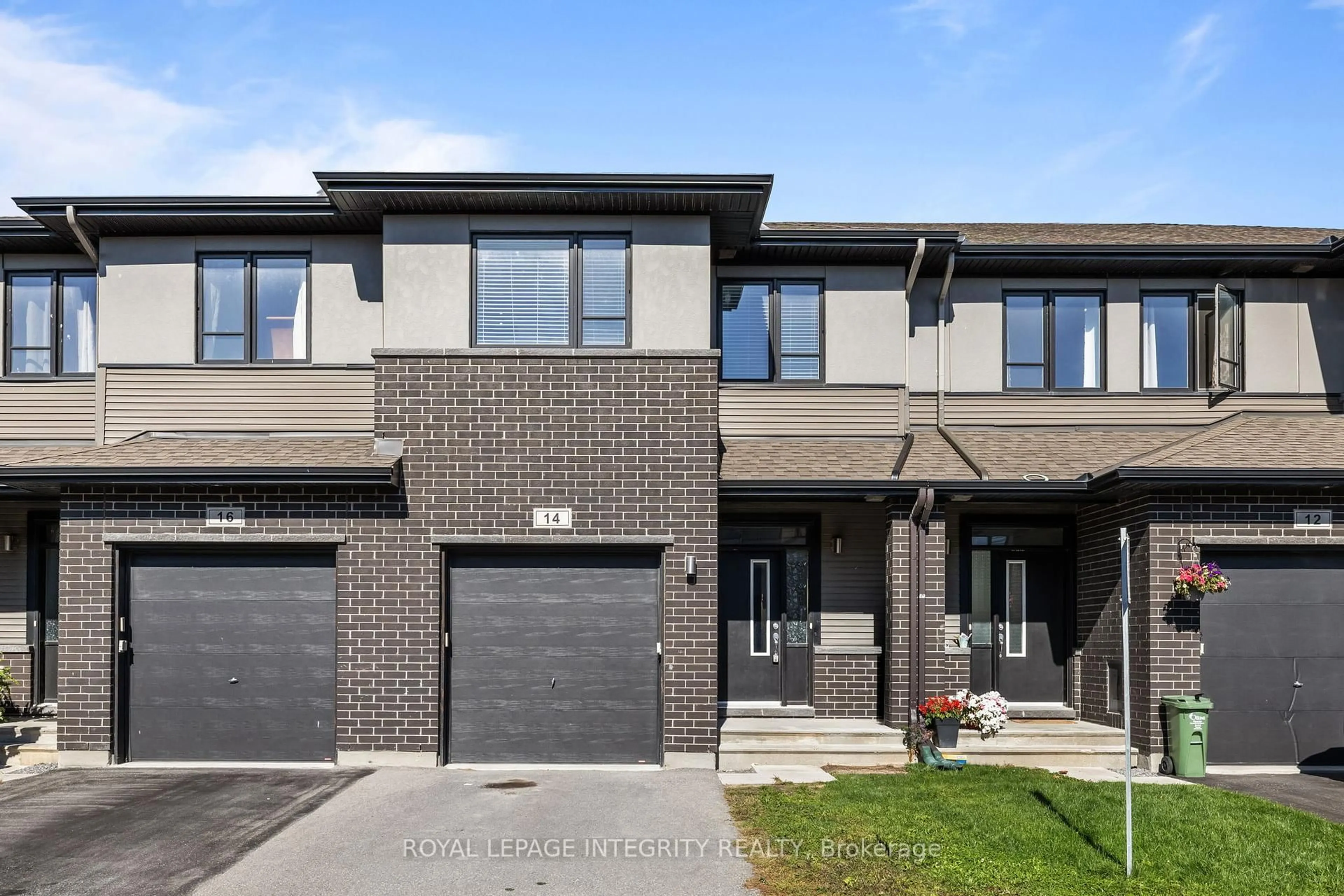 Home with brick exterior material, street for 14 Hackney Private, Stittsville Ontario K2V 0K8