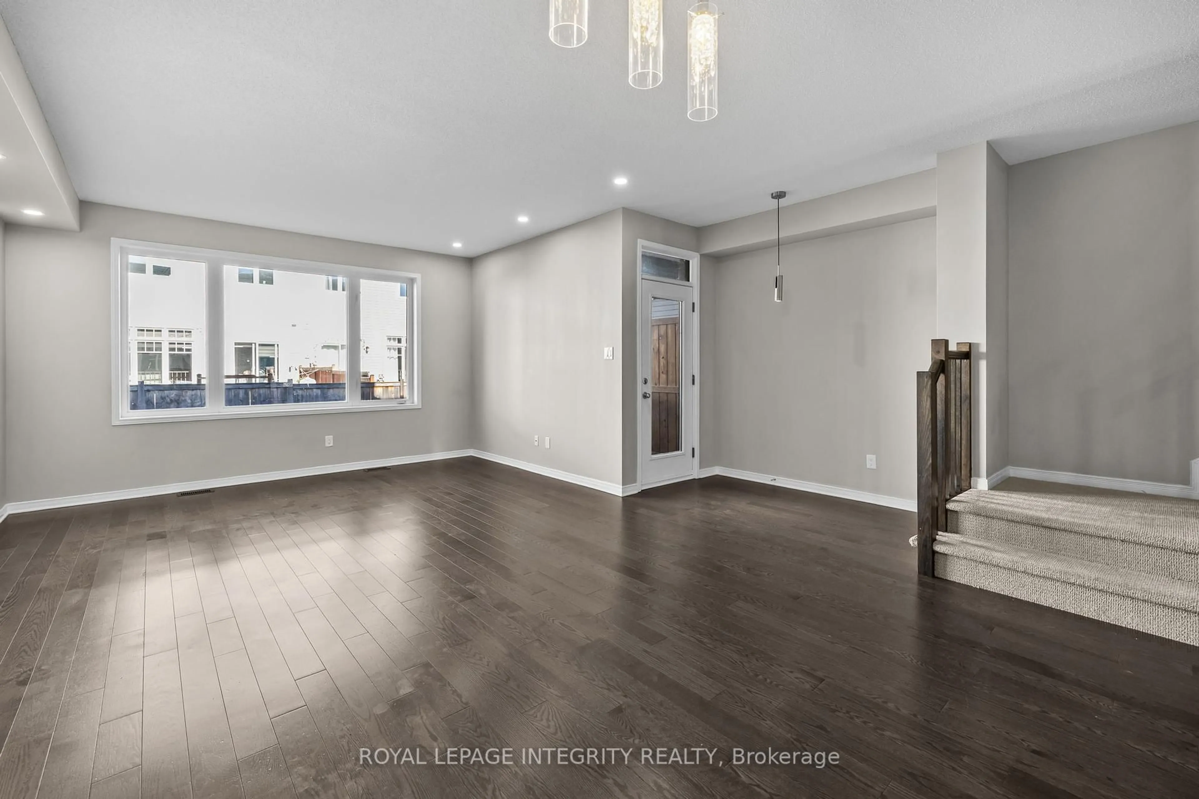 Unknown for 14 Hackney Private, Stittsville Ontario K2V 0K8