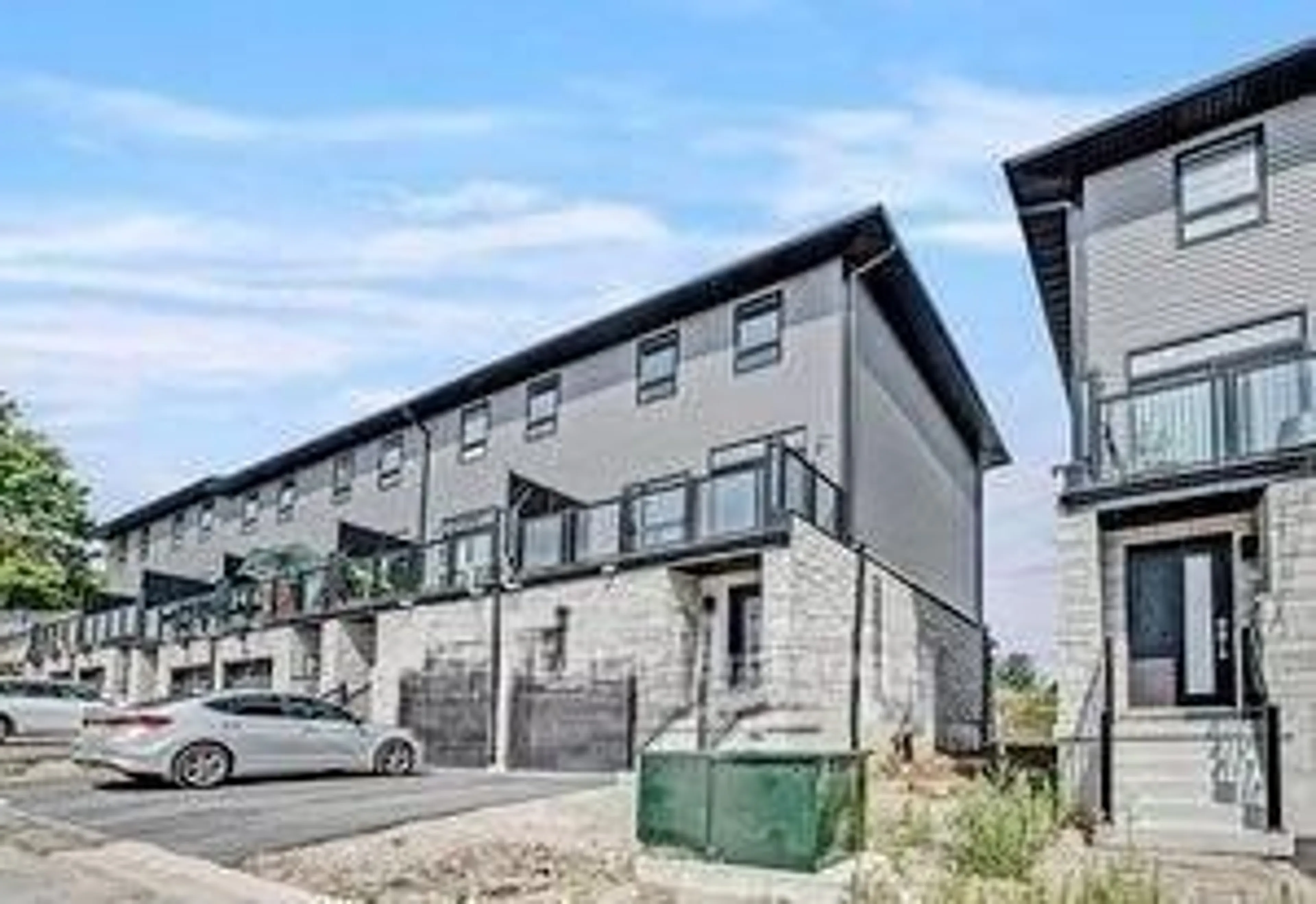 A pic from outside/outdoor area/front of a property/back of a property/a pic from drone, street for 51 Sparrow Ave #91, Cambridge Ontario N1T 0E5