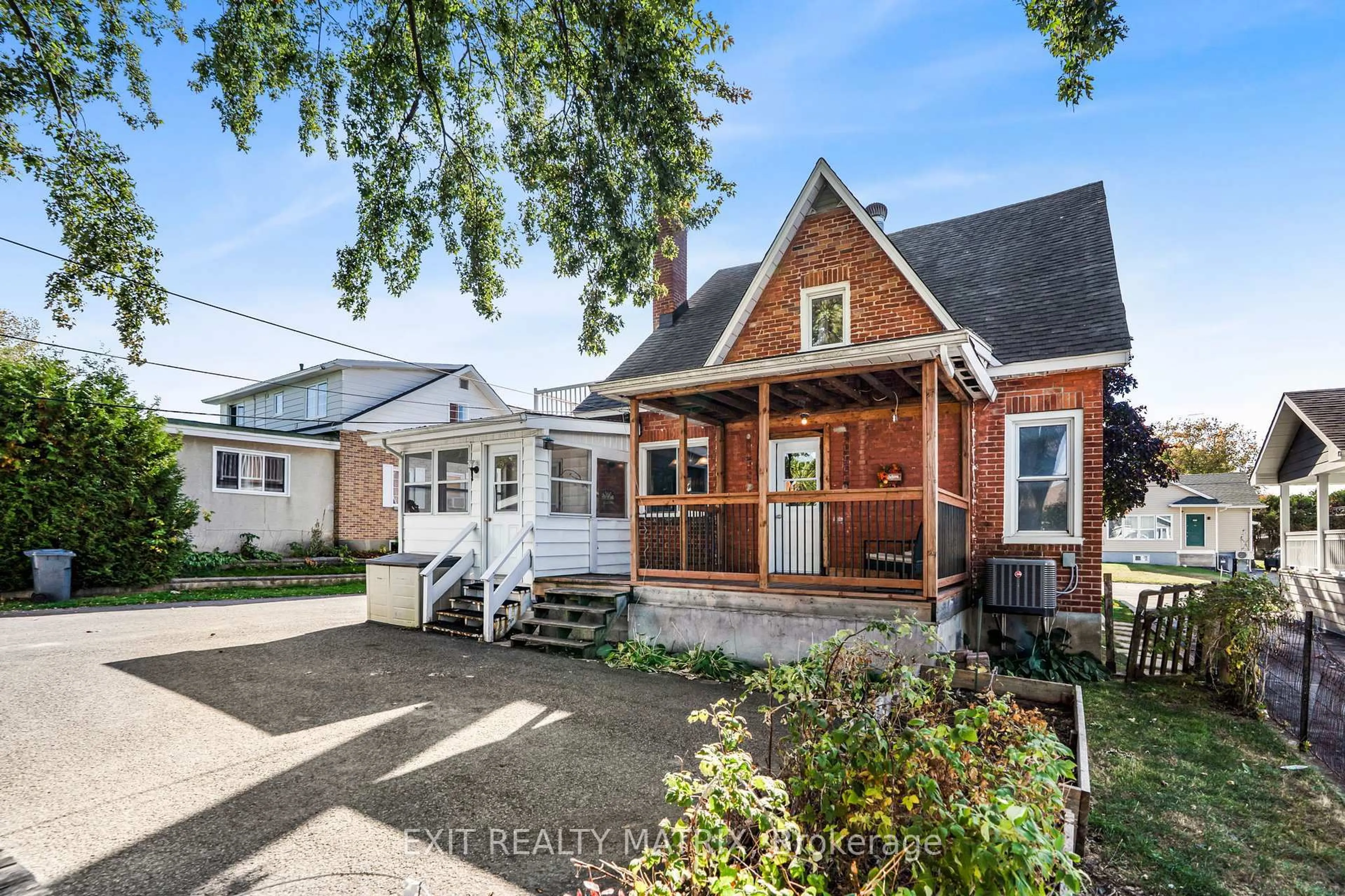 Home with brick exterior material, street for 453 Garneau St, Hawkesbury Ontario K6A 1M6