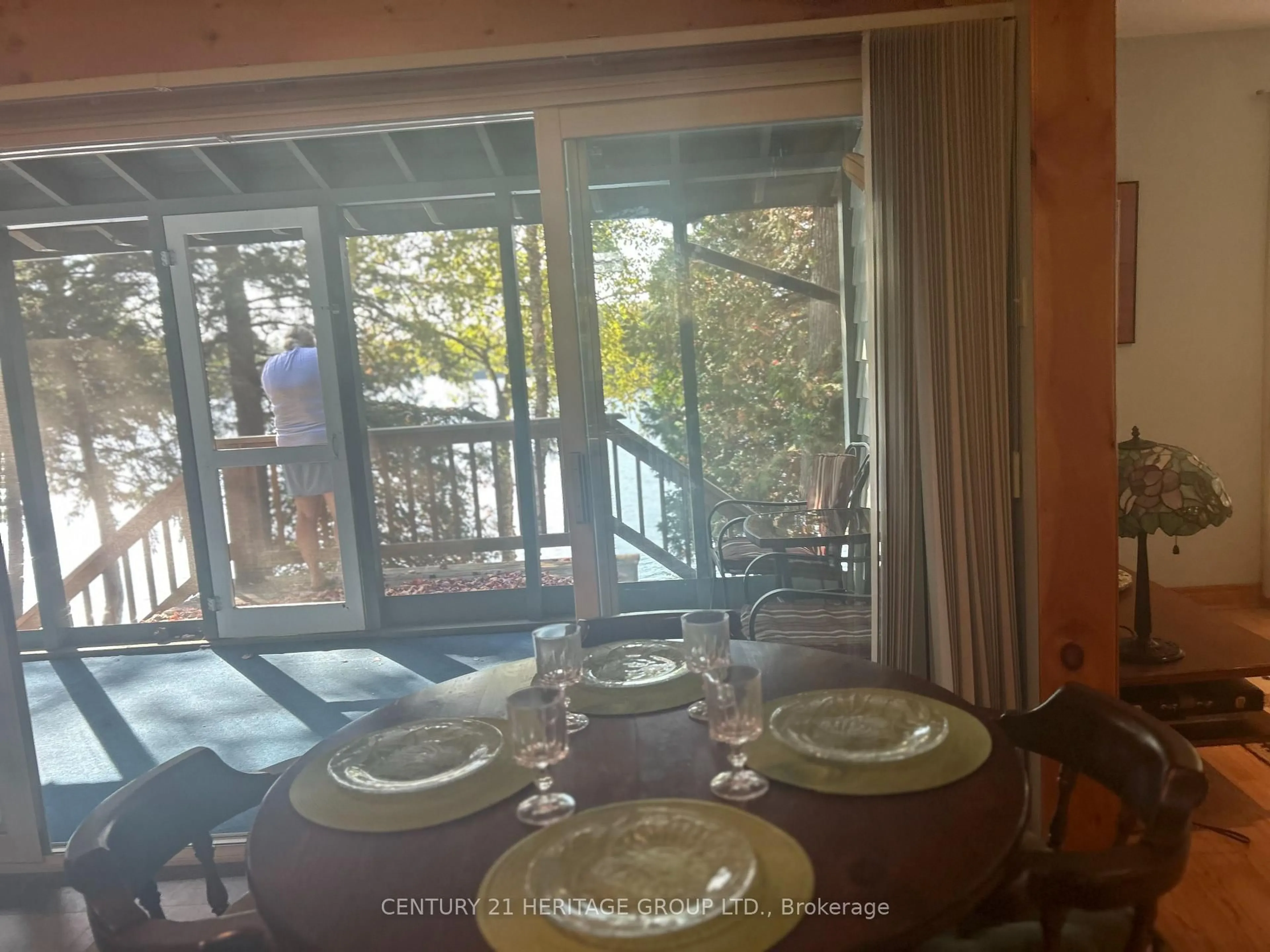 Dining room, unknown for 49 Point Rd, Seguin Ontario P2A 0B2