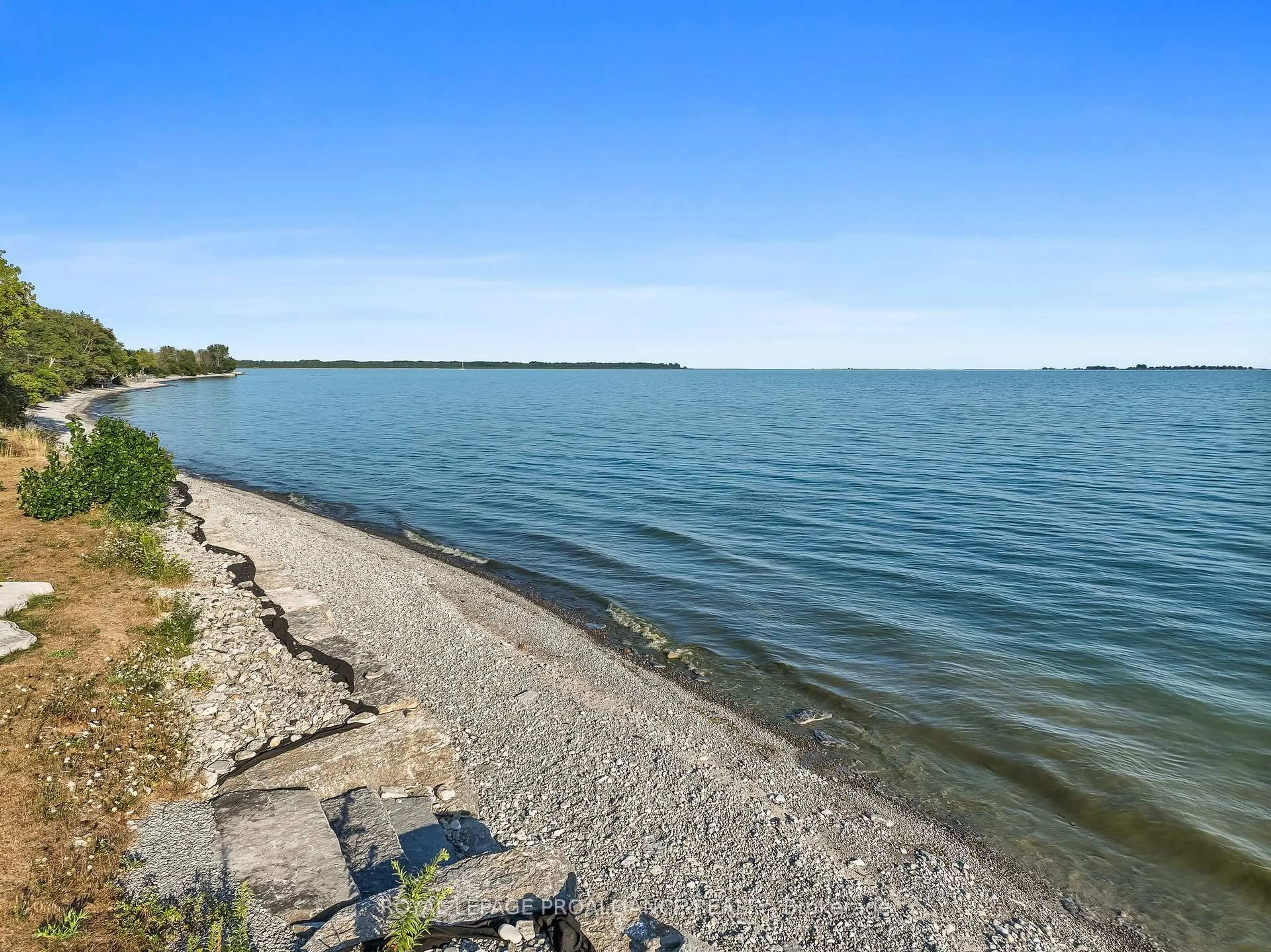 A pic of a room for 263 Lakeshore Rd, Brighton Ontario K0K 1H0