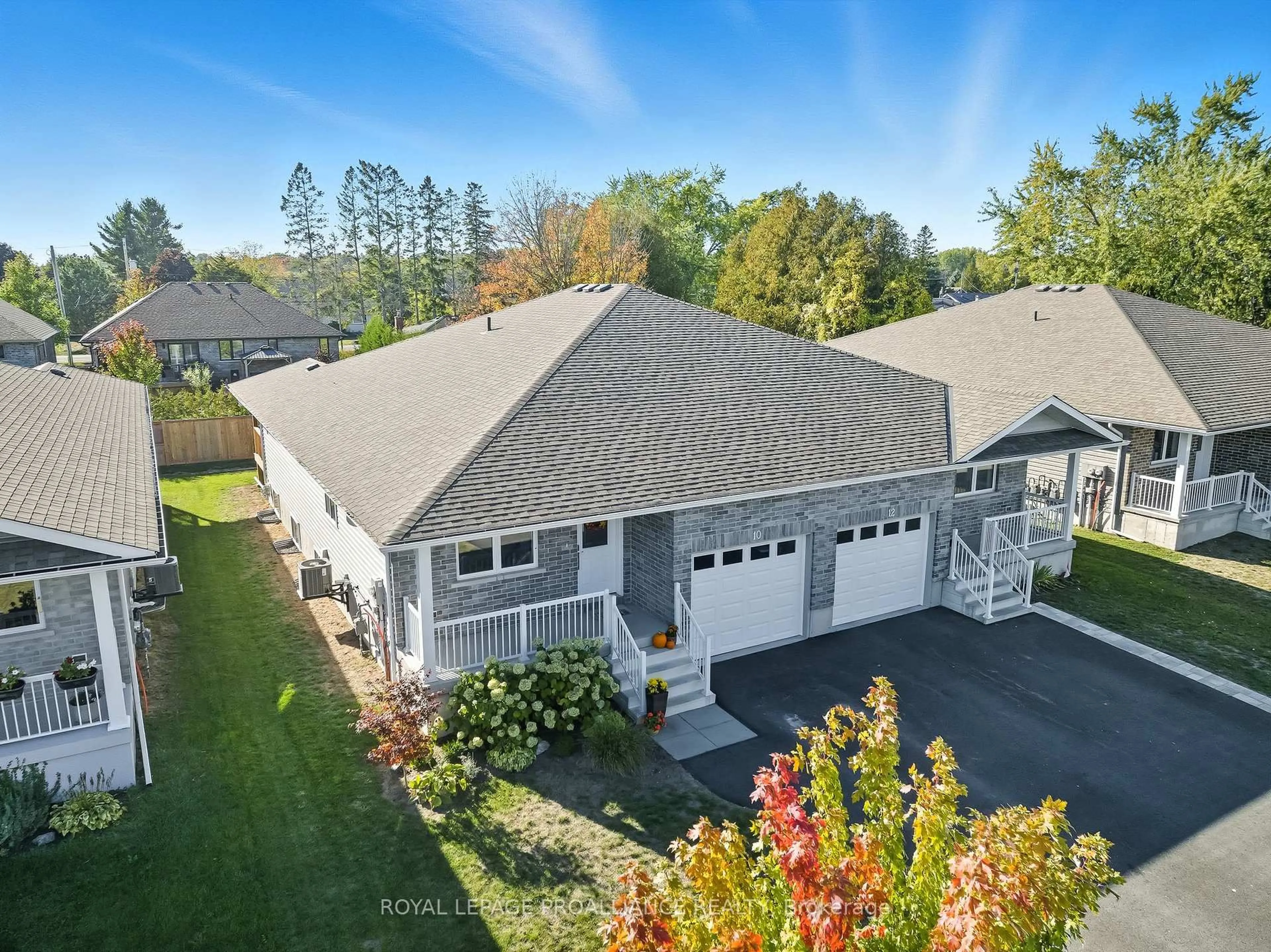 A pic from outside/outdoor area/front of a property/back of a property/a pic from drone, street for 10 Cassidey Dr, Brighton Ontario K0K 1H0