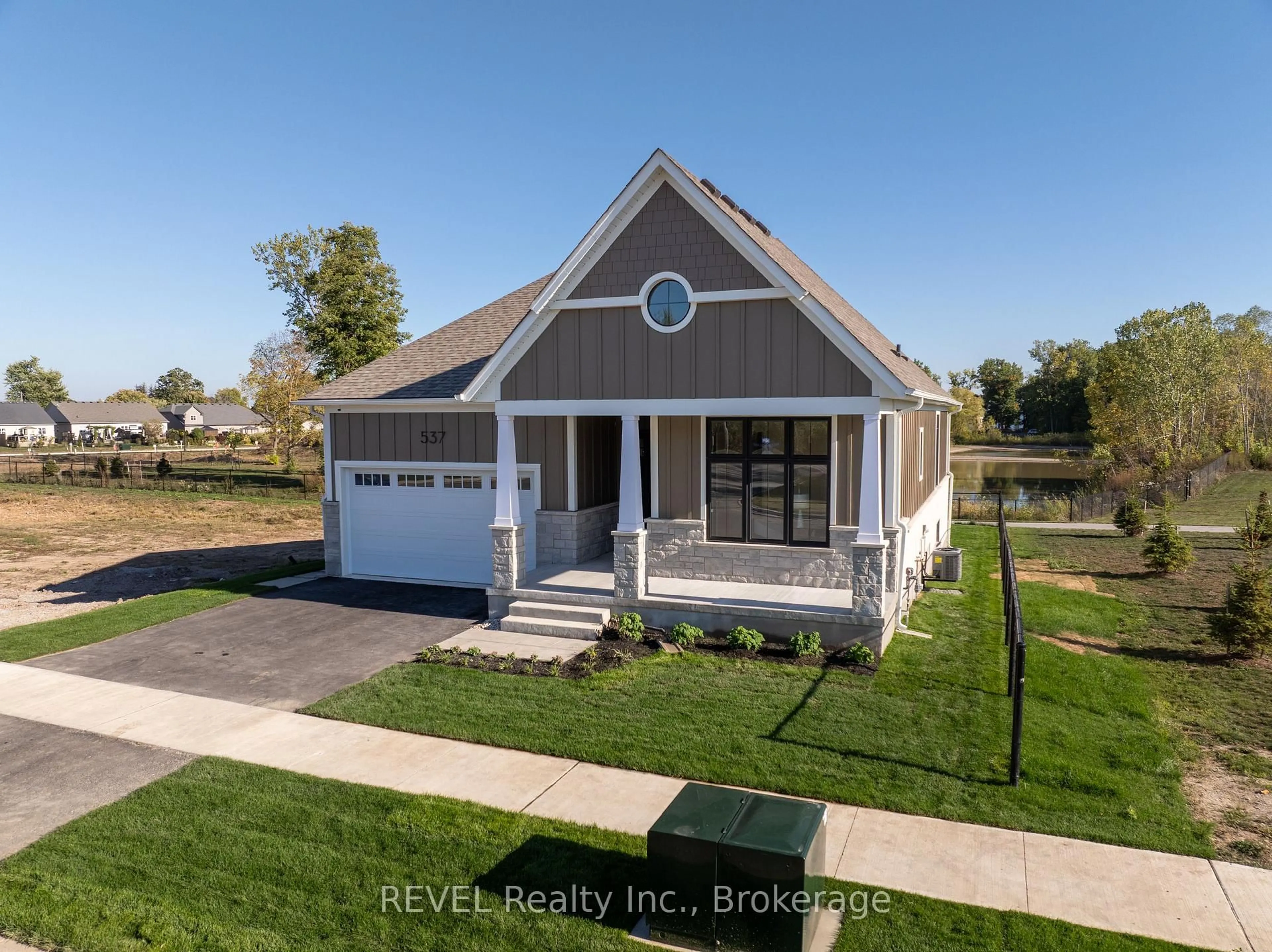Home with vinyl exterior material, unknown for Lot 36 Mississauga Ave, Fort Erie Ontario L2A 1C2