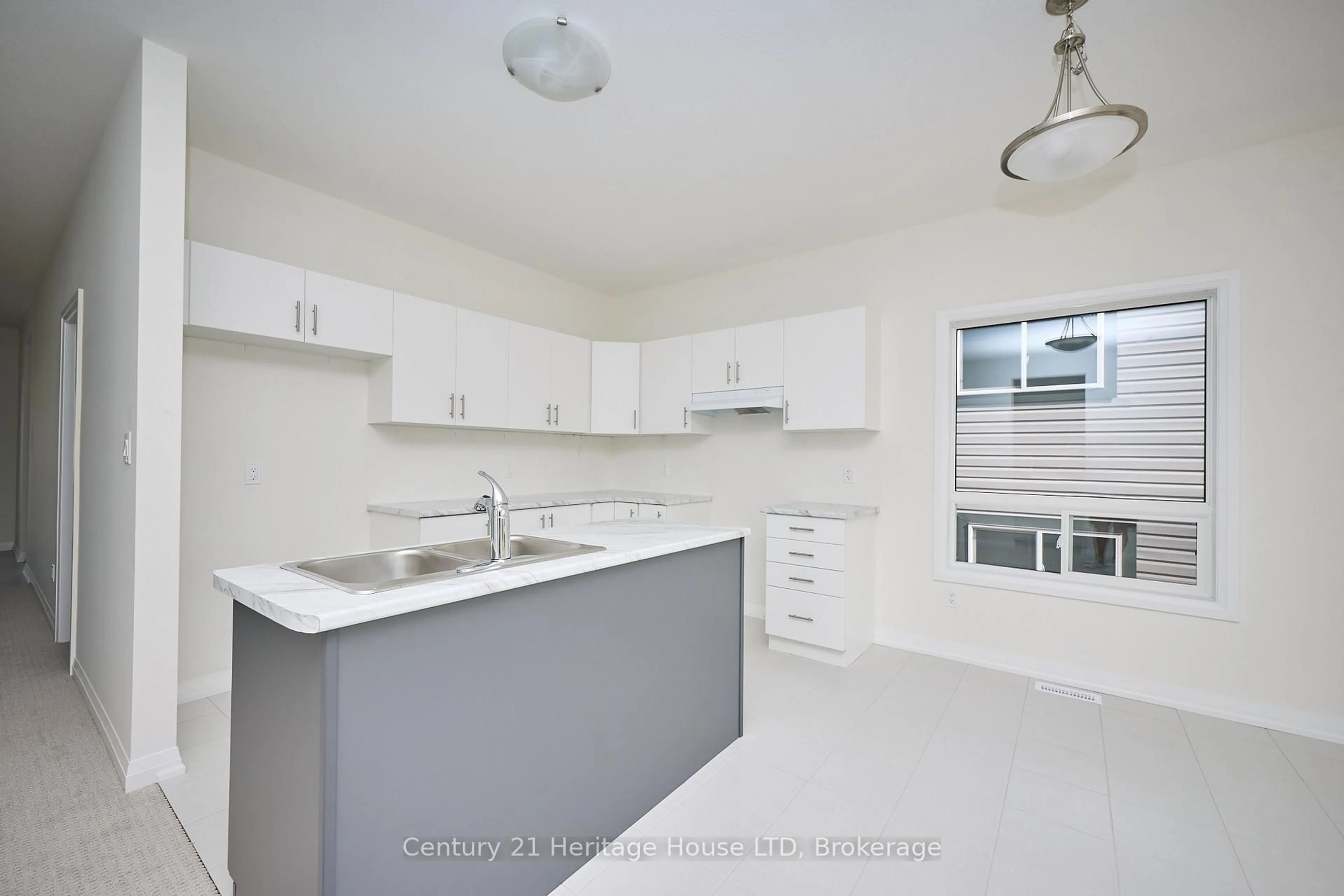 Standard kitchen, unknown for 407 Louisa St, Fort Erie Ontario L2A 6T6