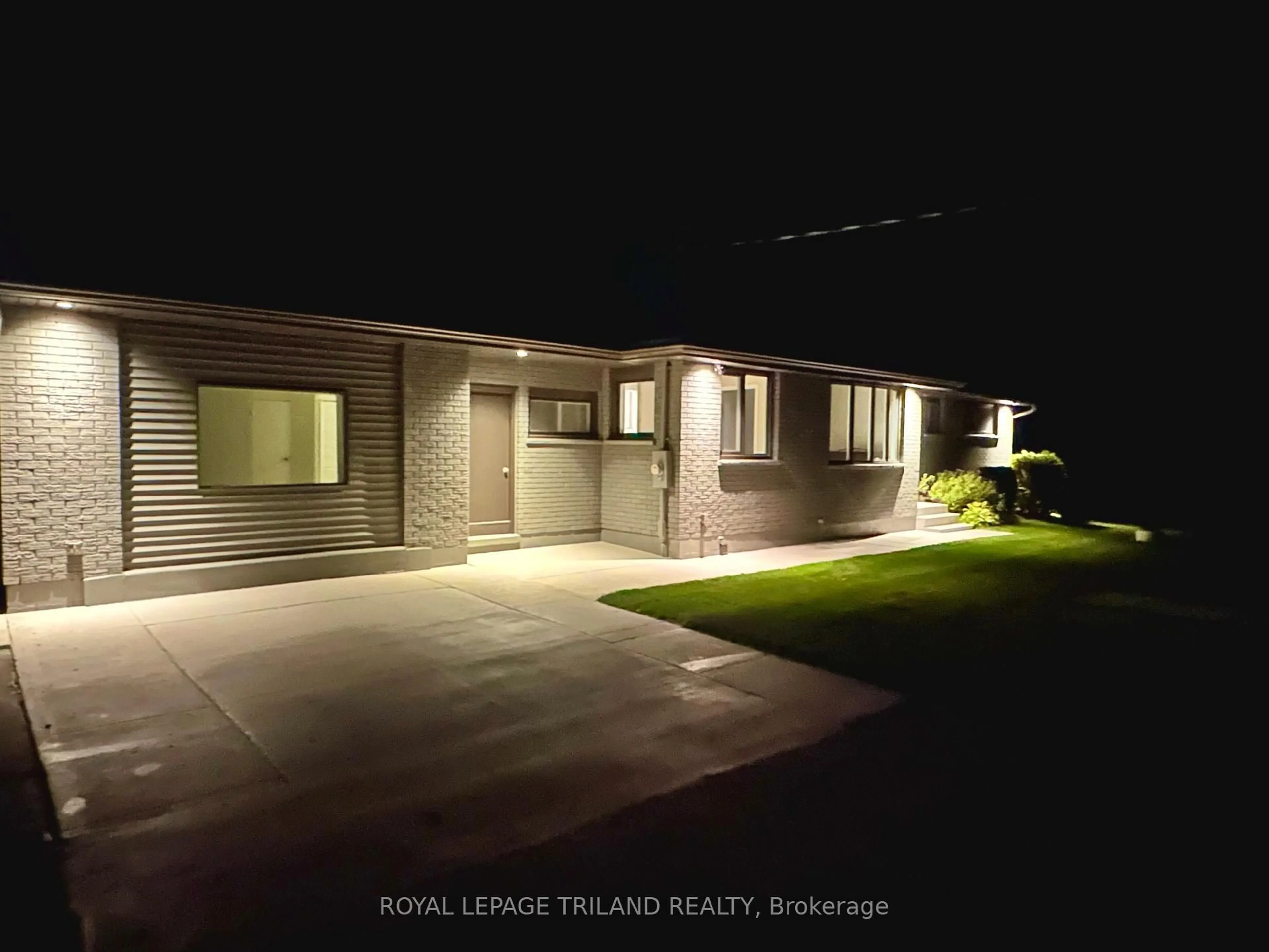 Unknown for 829 AVON Dr, Malahide Ontario N0L 1B0