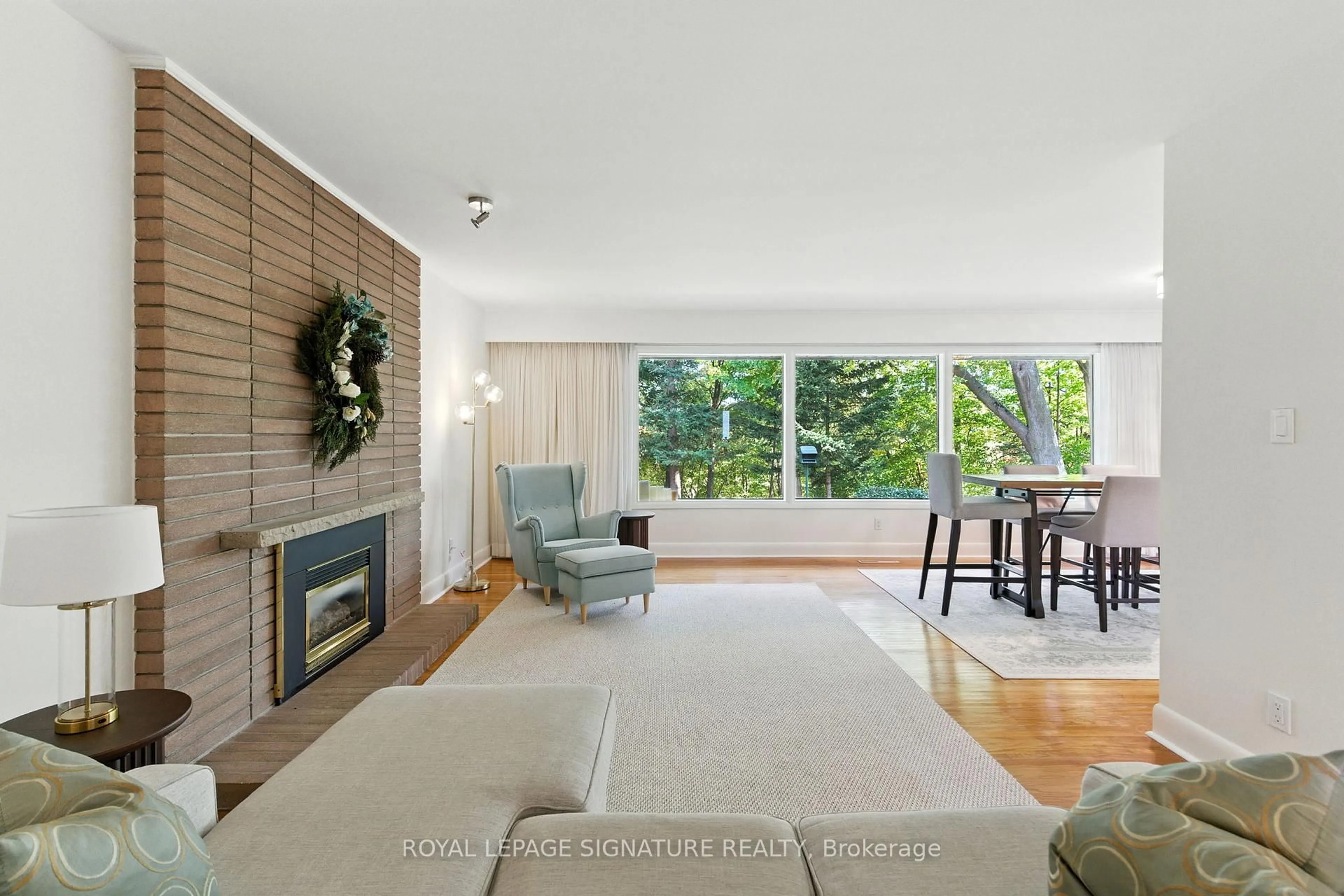 Living room with furniture, unknown for 71 Grant Blvd, Hamilton Ontario L9H 4L9