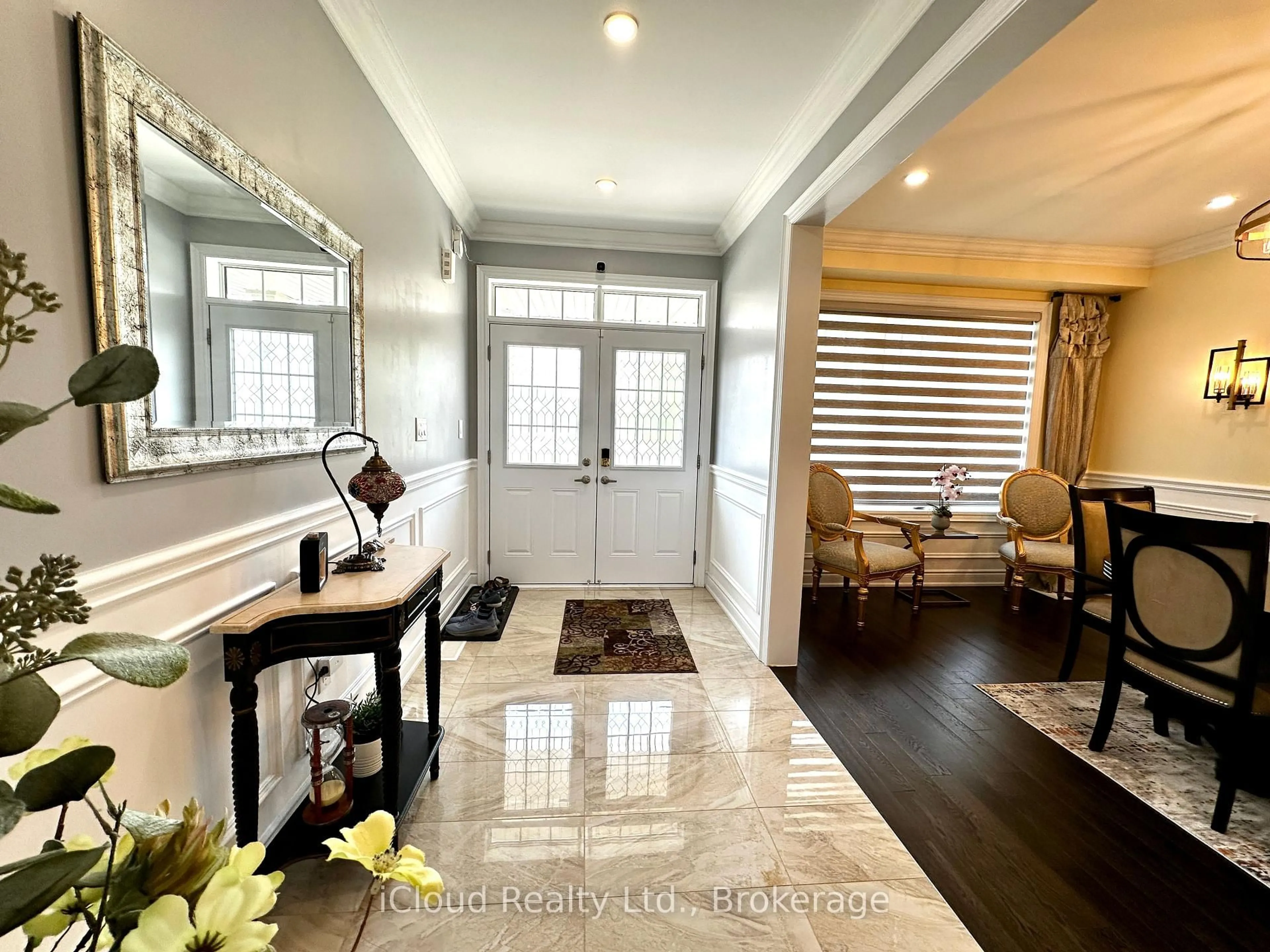 Indoor entryway for 56 Esther Cres, Thorold Ontario L3B 0G2