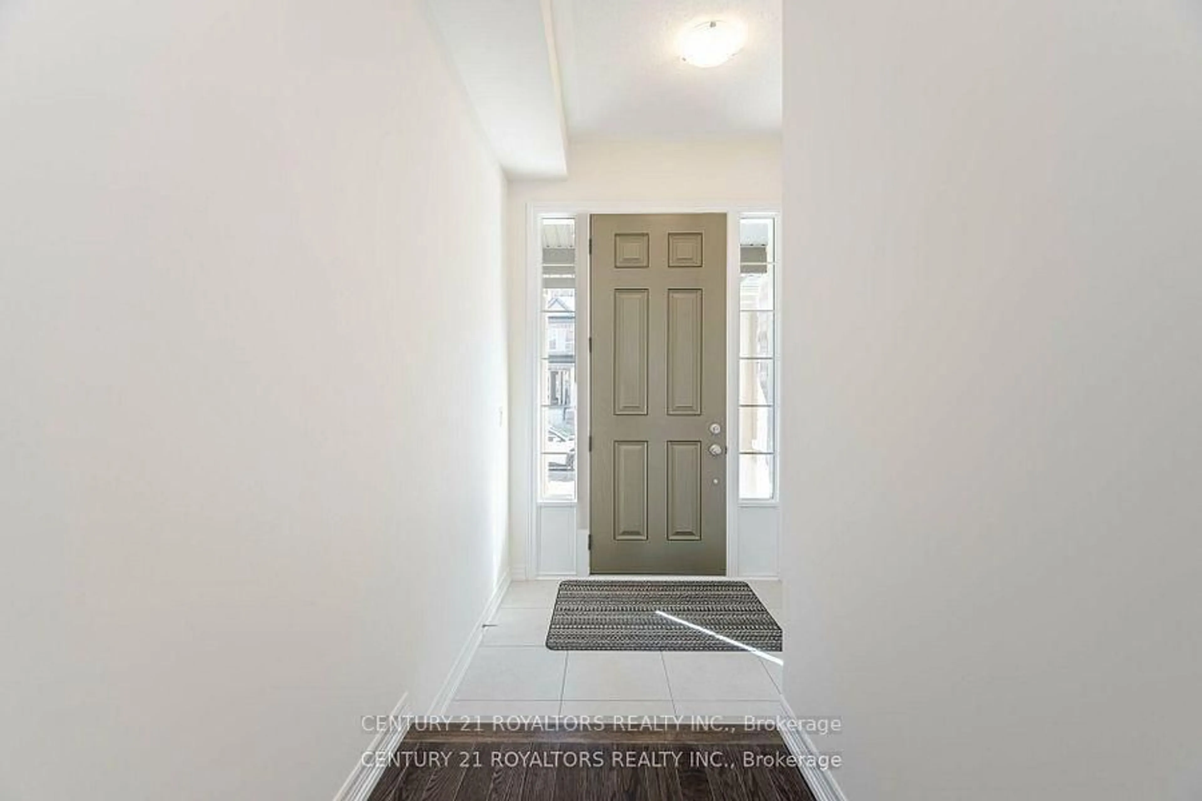 Indoor entryway for 277 Broadacre Dr, Kitchener Ontario N2R 0S6