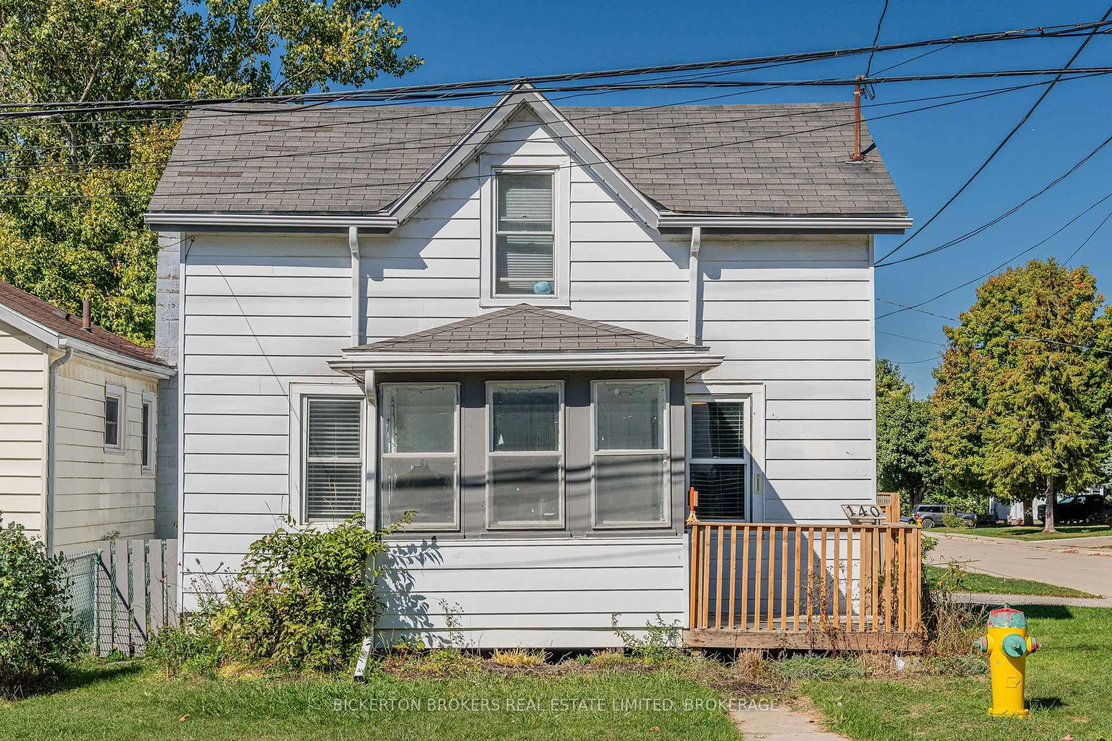 Unknown for 140 Georgiana St, Gananoque Ontario K7G 1M4