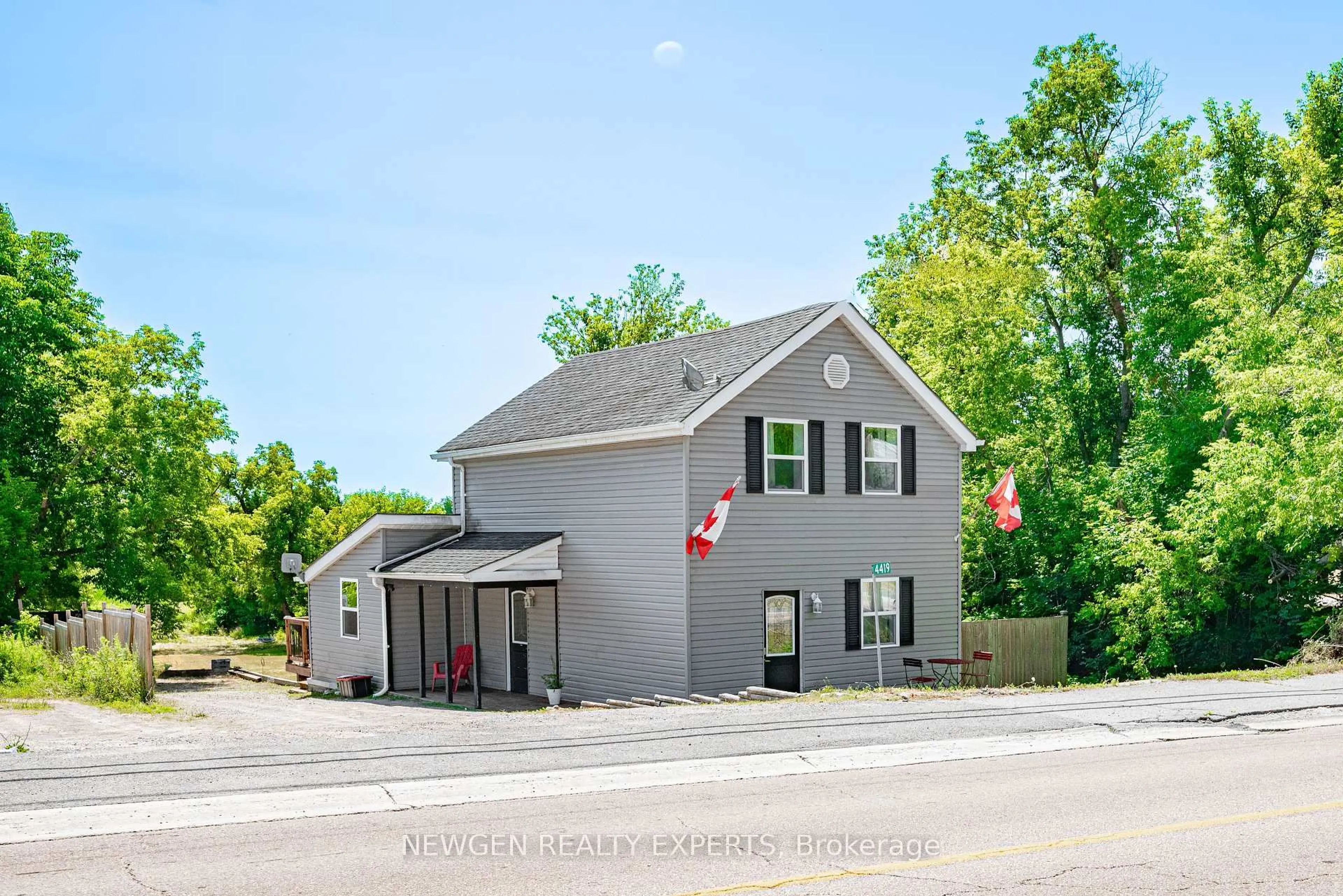 A pic from outside/outdoor area/front of a property/back of a property/a pic from drone, building for 4419 Hwy 7 Highway, Asphodel-Norwood Ontario K0L 2V0
