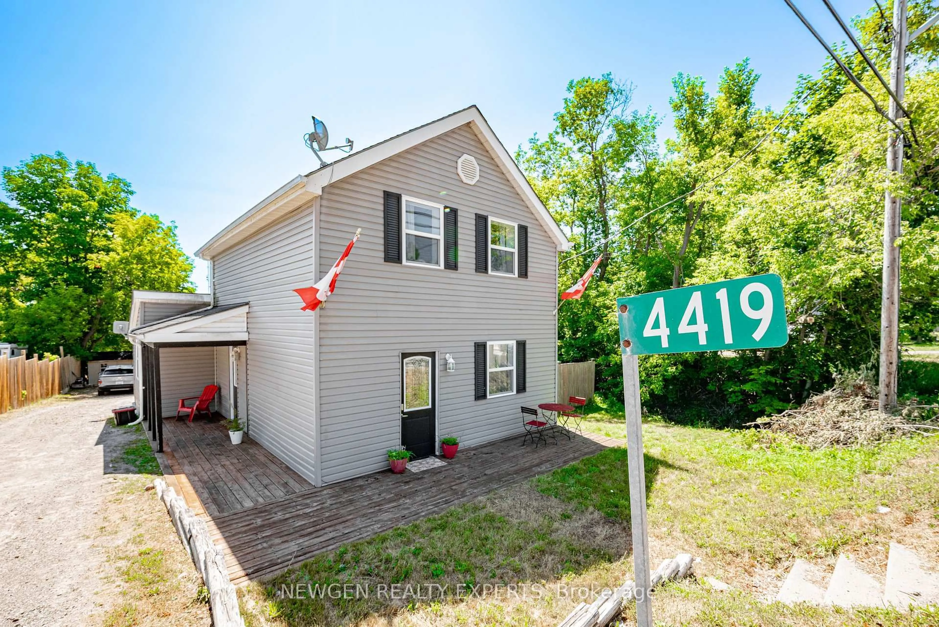 A pic from outside/outdoor area/front of a property/back of a property/a pic from drone, unknown for 4419 Hwy 7 Highway, Asphodel-Norwood Ontario K0L 2V0