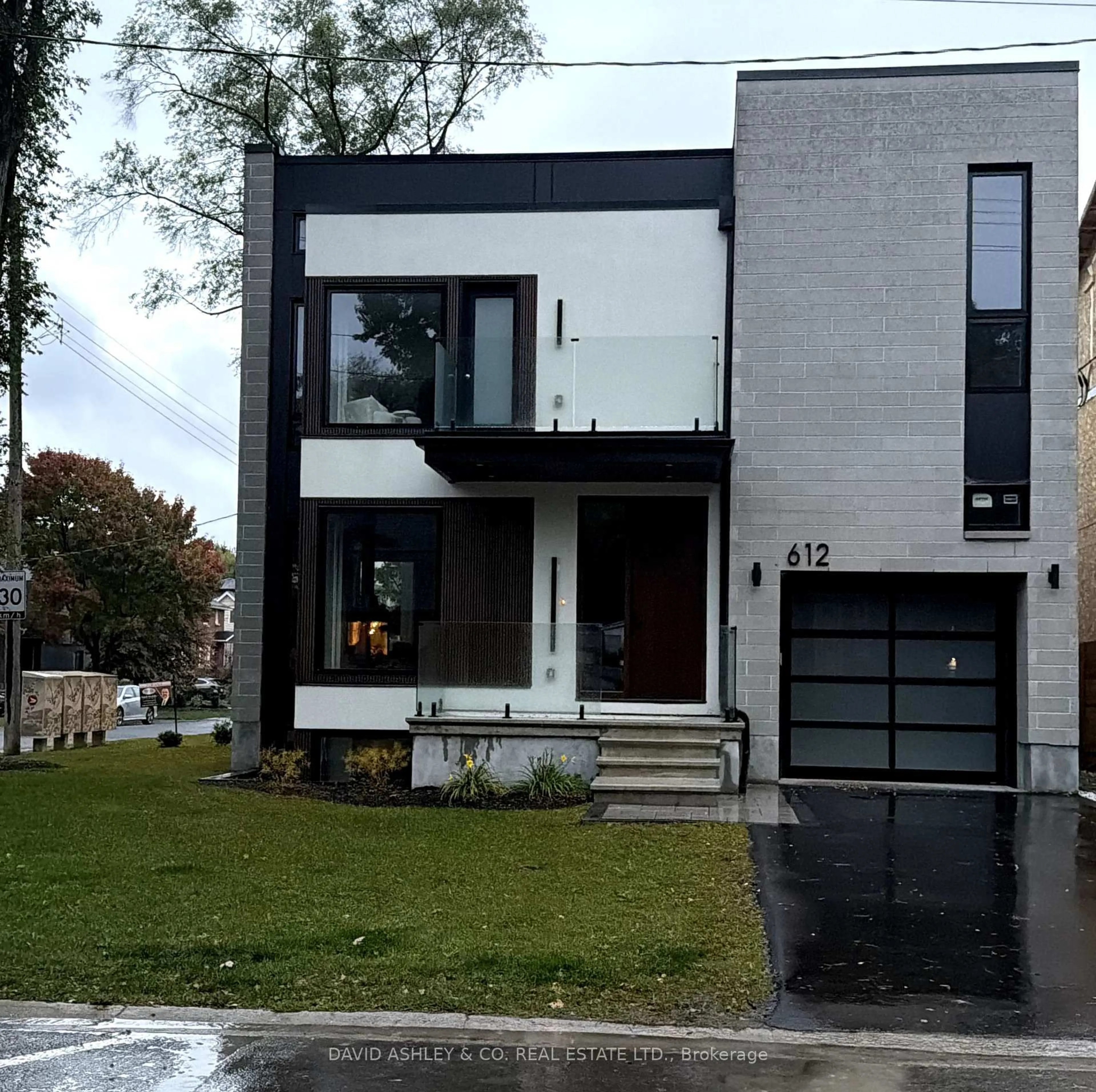 Home with brick exterior material, street for 612 Tweedsmuir Ave, Ottawa Ontario K1Z 5P3