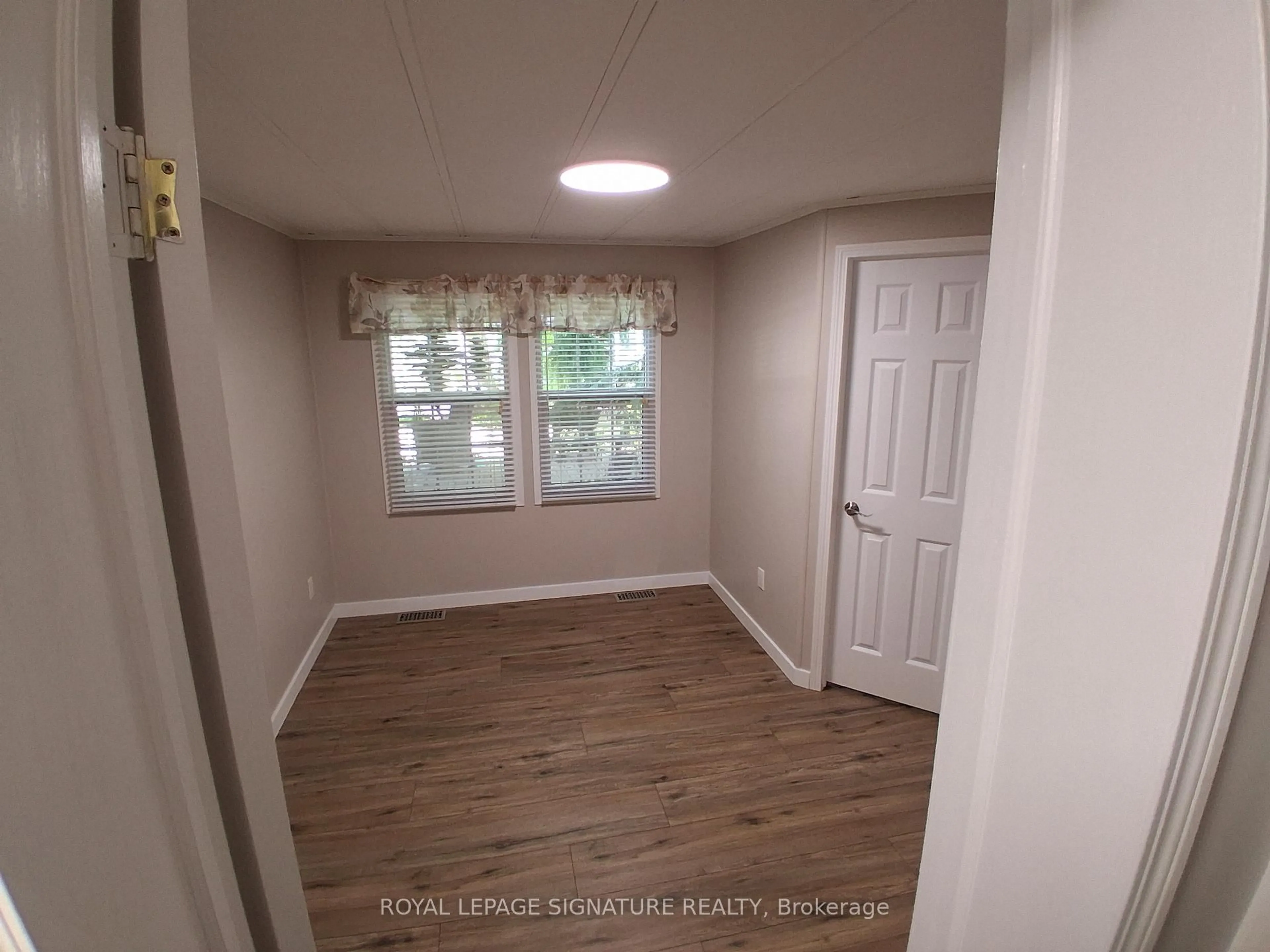 A pic of a room for 9910 Northville Cres #A37, Lambton Shores Ontario N0M 2N0