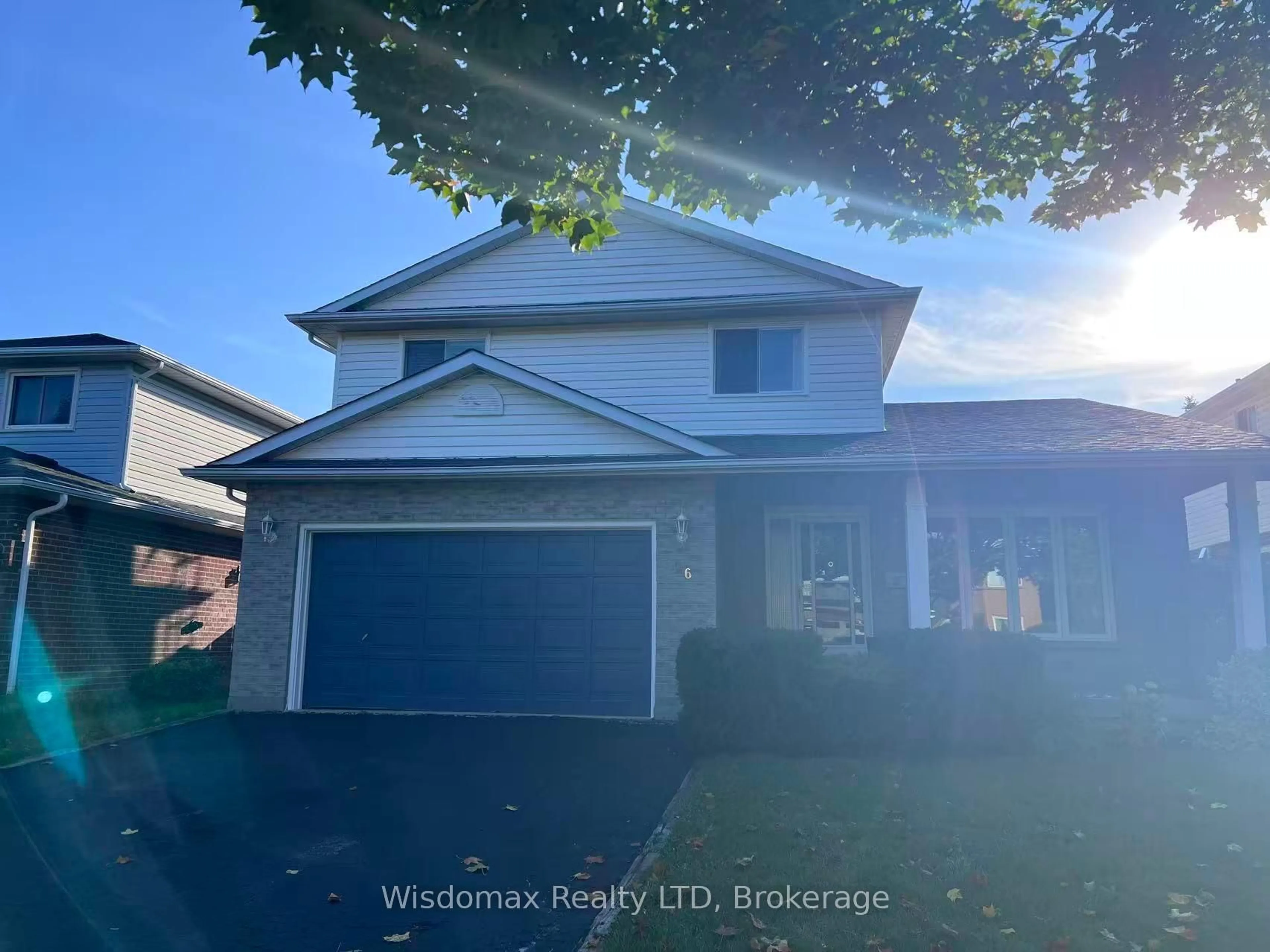 A pic from outside/outdoor area/front of a property/back of a property/a pic from drone, unknown for 26 Consiglia Dr, St. Catharines Ontario L2S 3L2