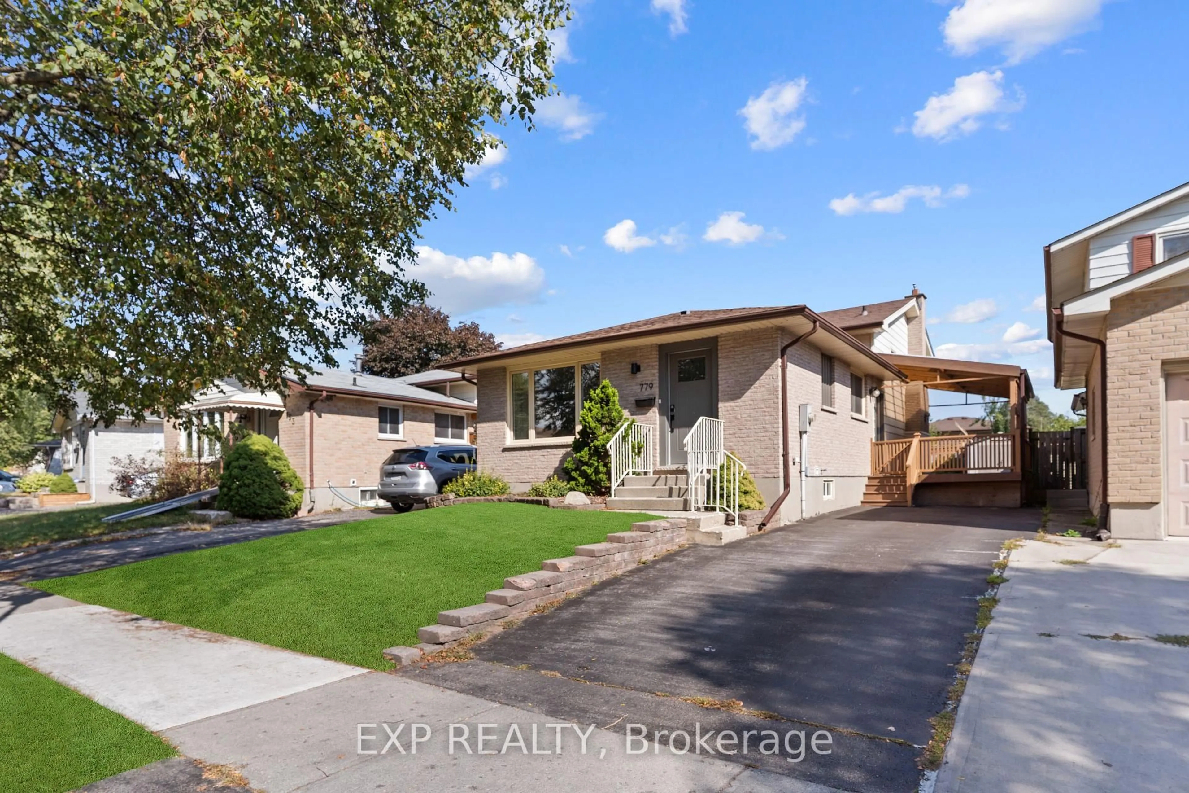Home with vinyl exterior material, street for 779 Monsarrat Ave, London East Ontario N5Y 4Y3