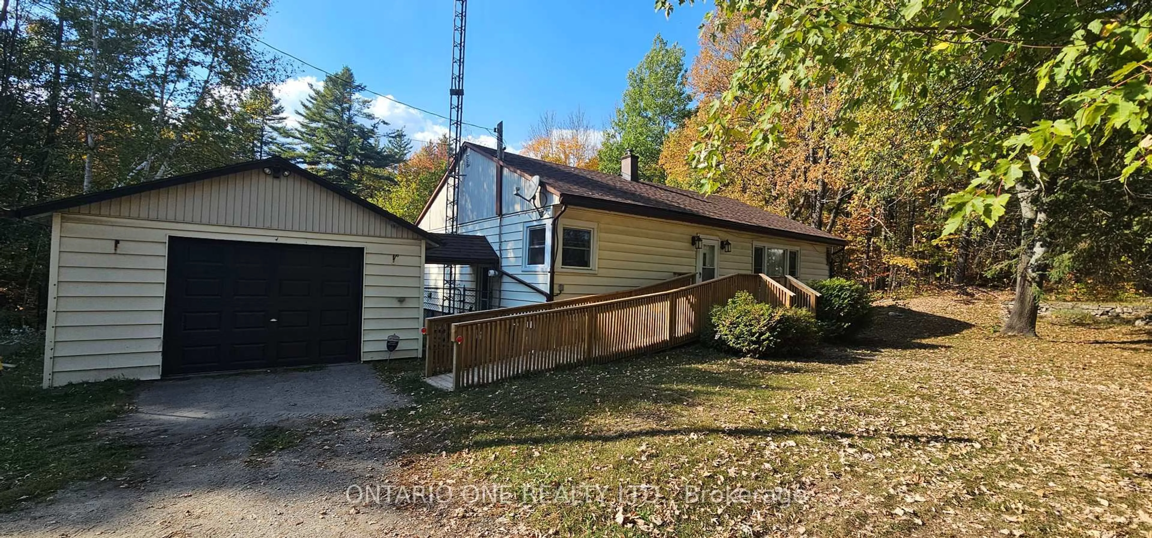 Unknown for 1479 11 Highway, Gravenhurst Ontario P0E 1G0